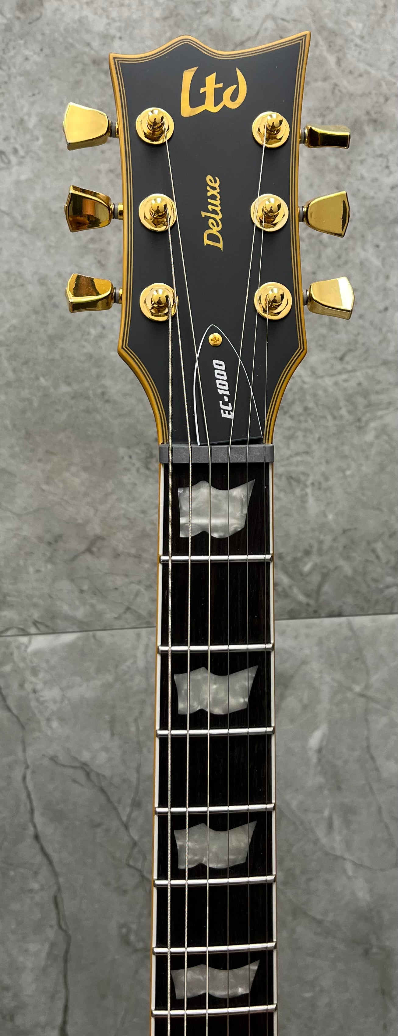 ESP LTD EC1000 Vintage Black Electric Guitar EC-1000 With EMG PICKUPS LEC1000VB