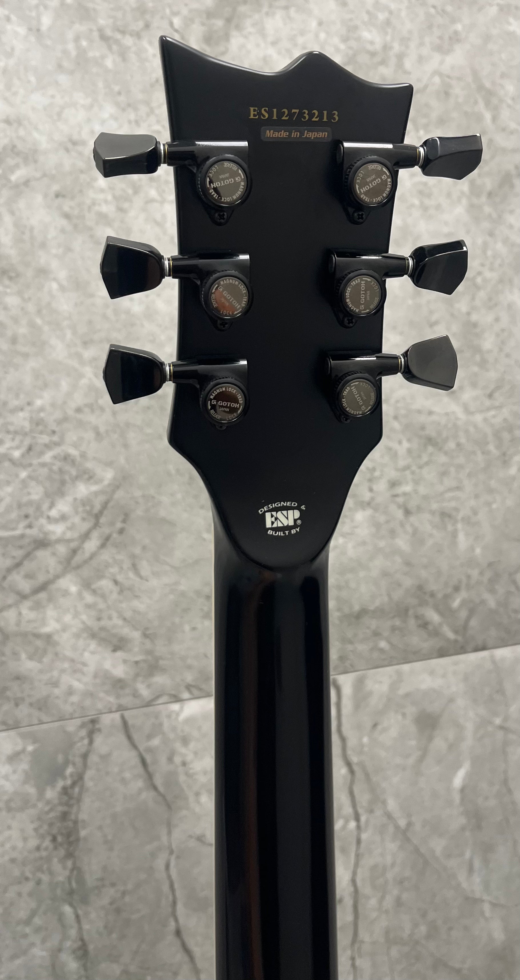 ESP EII Eclipse E-II MADE IN JAPAN Electric Guitar Reindeer Blue EIIECQMRDB PLAYER GRADE SERIAL NUMBER ES1273213 - 7 LBS 6 OZ