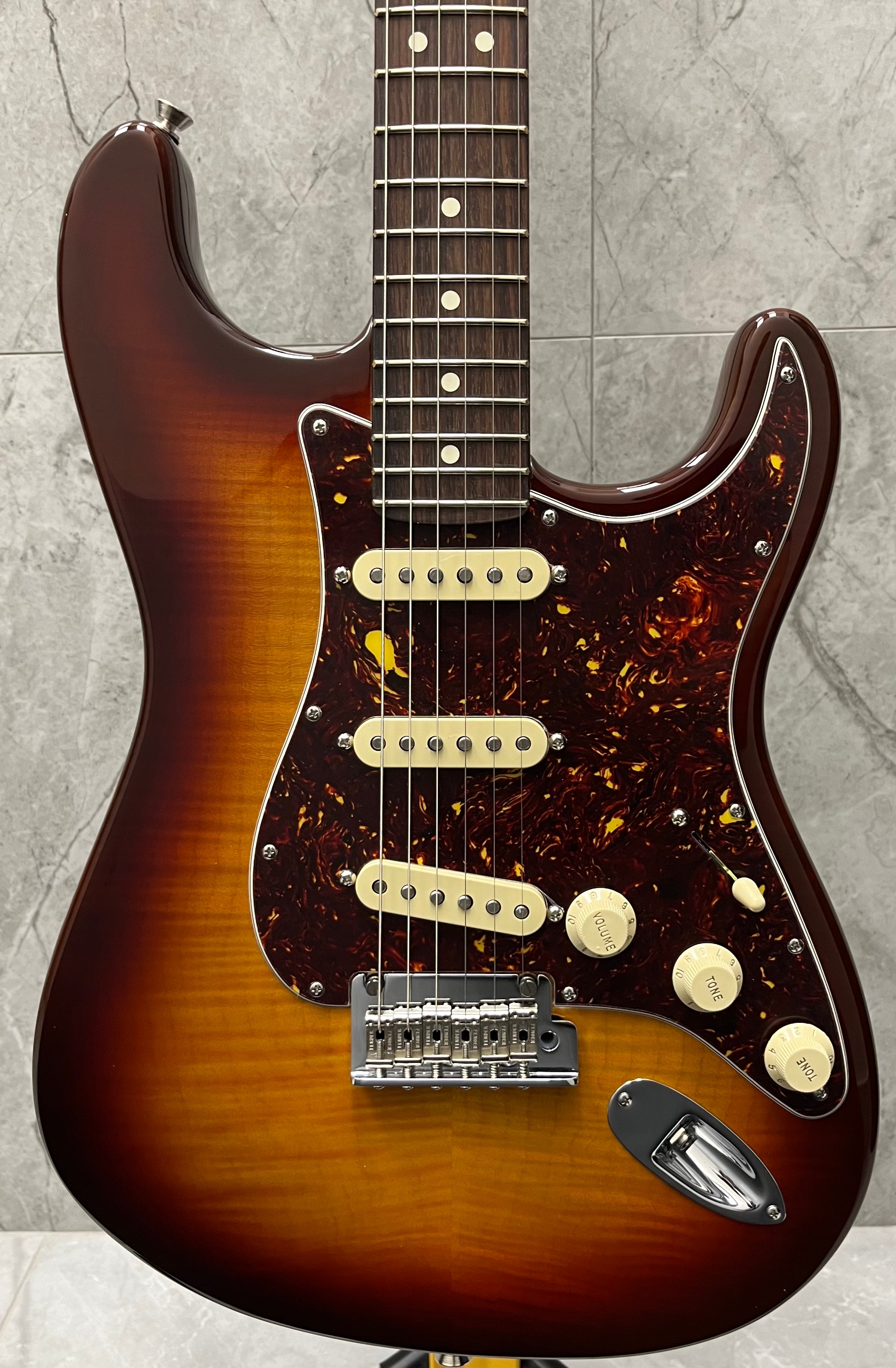 Fender 70th Anniversary Vintera II Stratocaster Electric