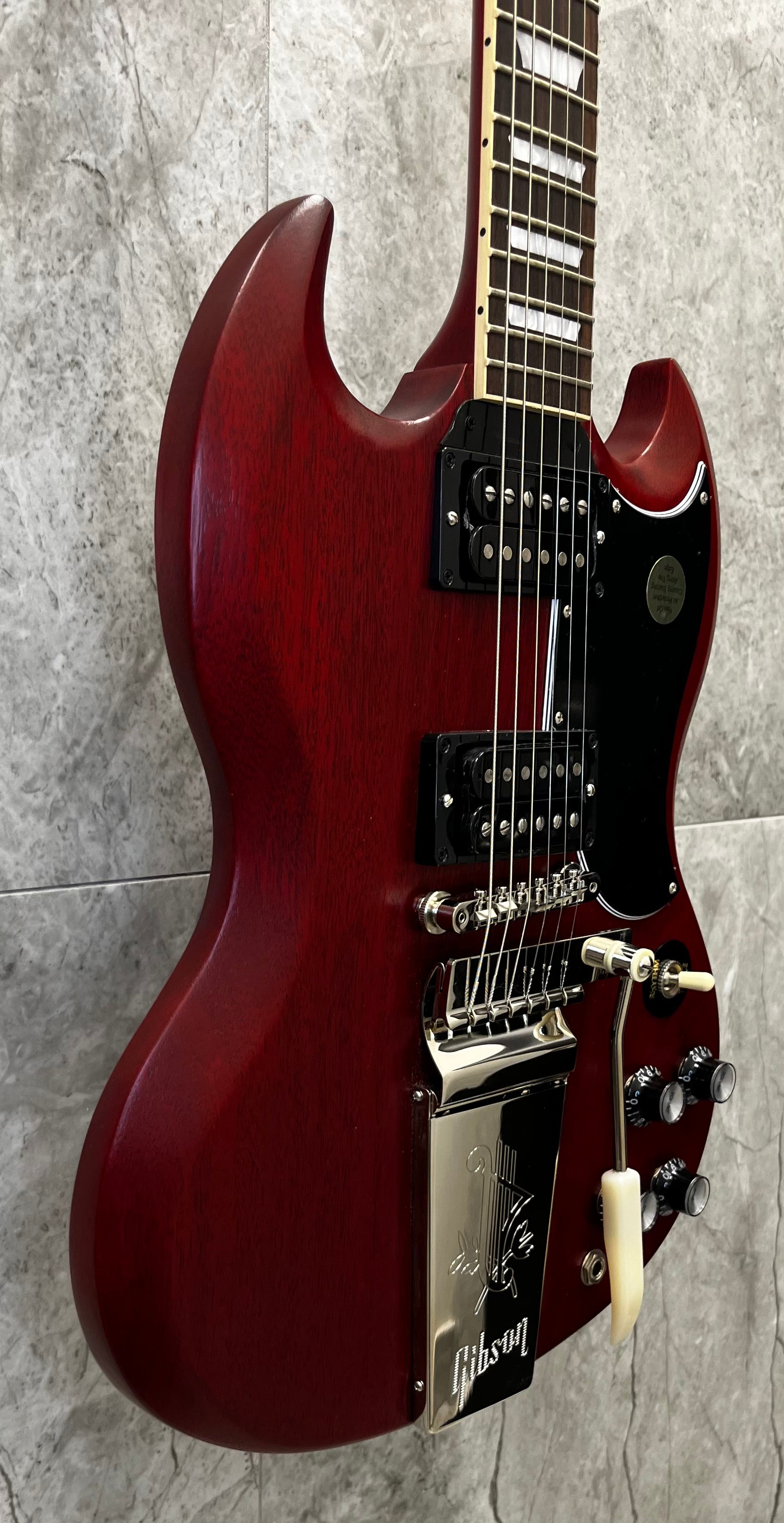 Gibson USA SG Standard Faded '61 w/Maestro - Vintage Cherry SG61F00VCNM SERIAL NUMBER 217820303 - 6 LBS 13 OZ