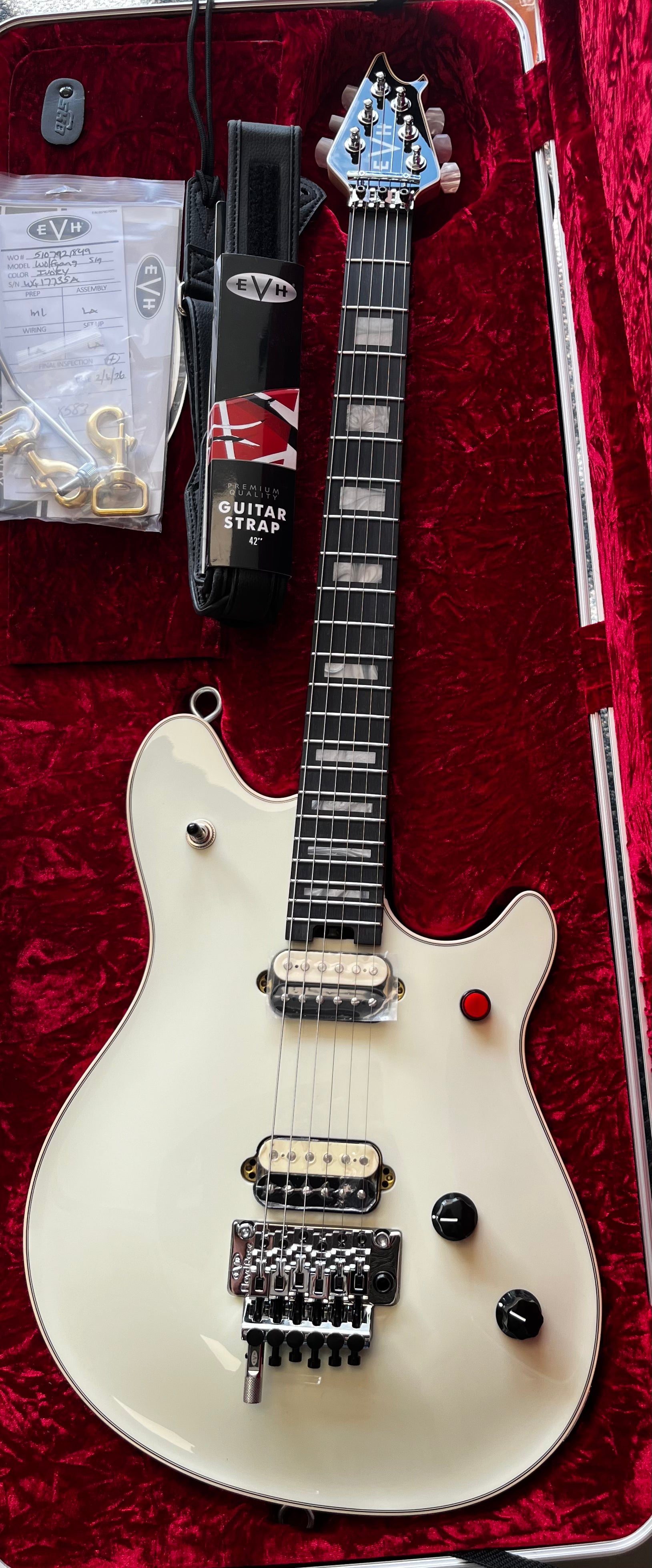 EVH Wolfgang MADE IN THE USA Edward Van Halen Signature Ebony Fingerboard Ivory 5107921849 SERIAL NUMBER WG17735A - 8 LBS 3 OZ