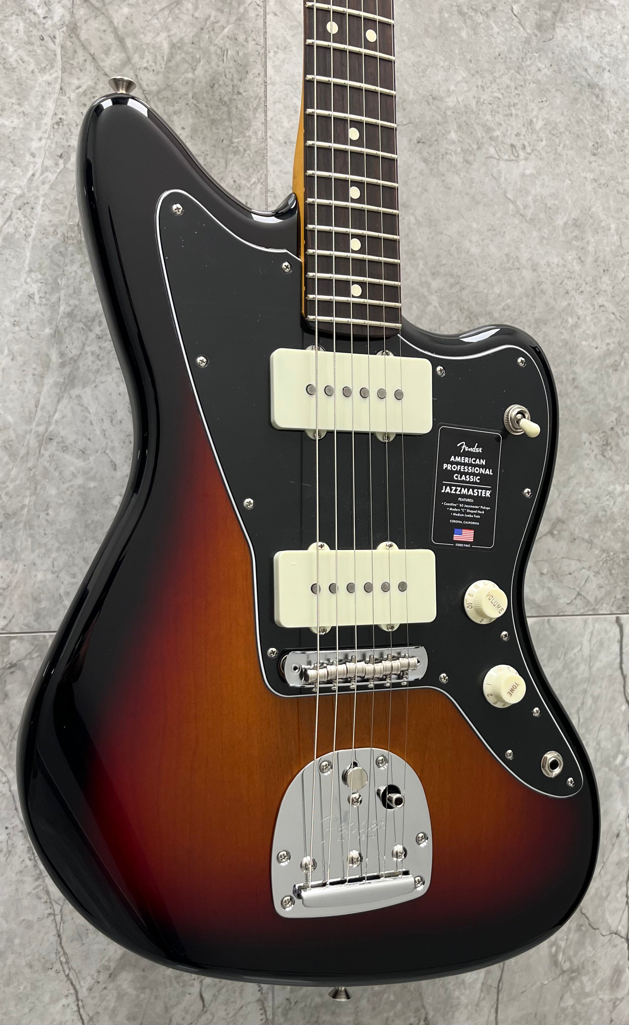 Fender American Professional Classic Jazzmaster Rosewood Fingerboard, 3-Color Sunburst 0114980300 SERIAL NUMBER US25095193 - 8.0 LBS