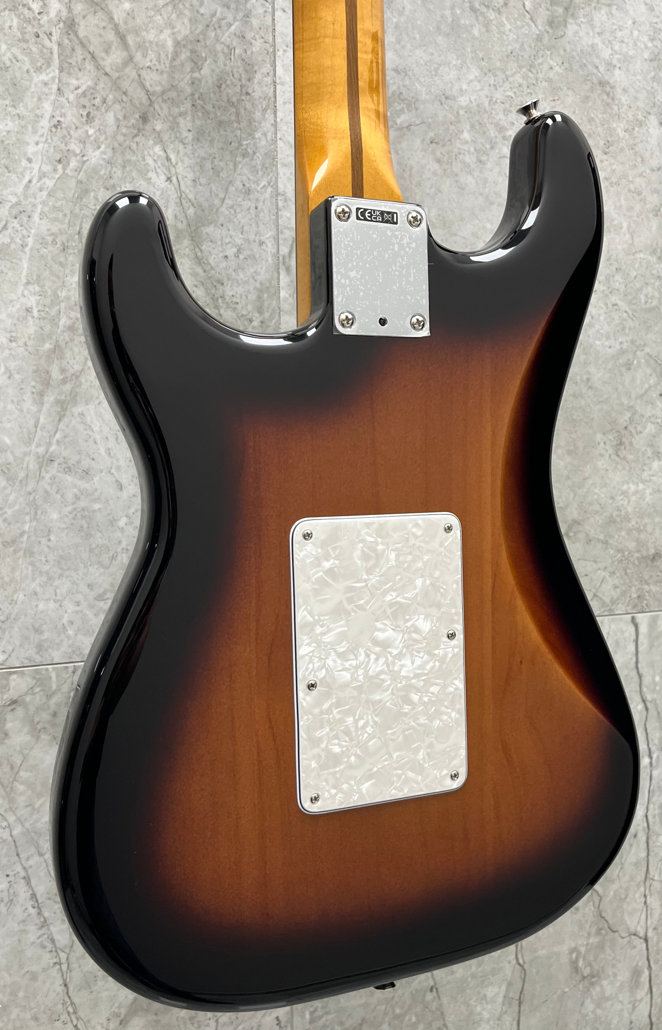 Fender Dave Murray Stratocaster Maple Fingerboard 2 Color Sunburst 0141010303 SERIAL NUMBER MX25046040 - 8.2 LBS