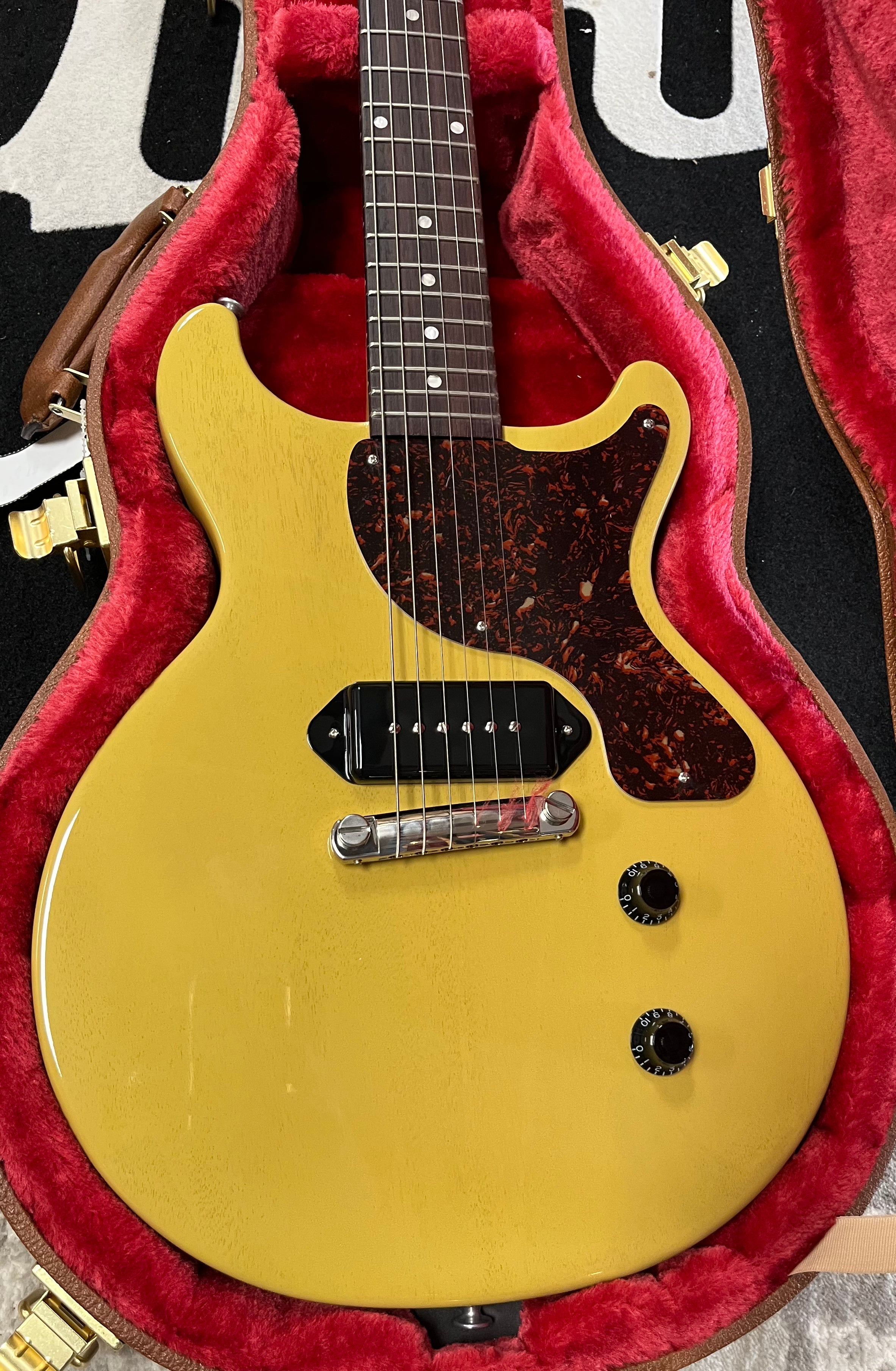 Gibson USA Les Paul JR Junior Double Cut In TV Yellow With Gibson USA Les Paul JR Junior Double Cut In TV Yellow With