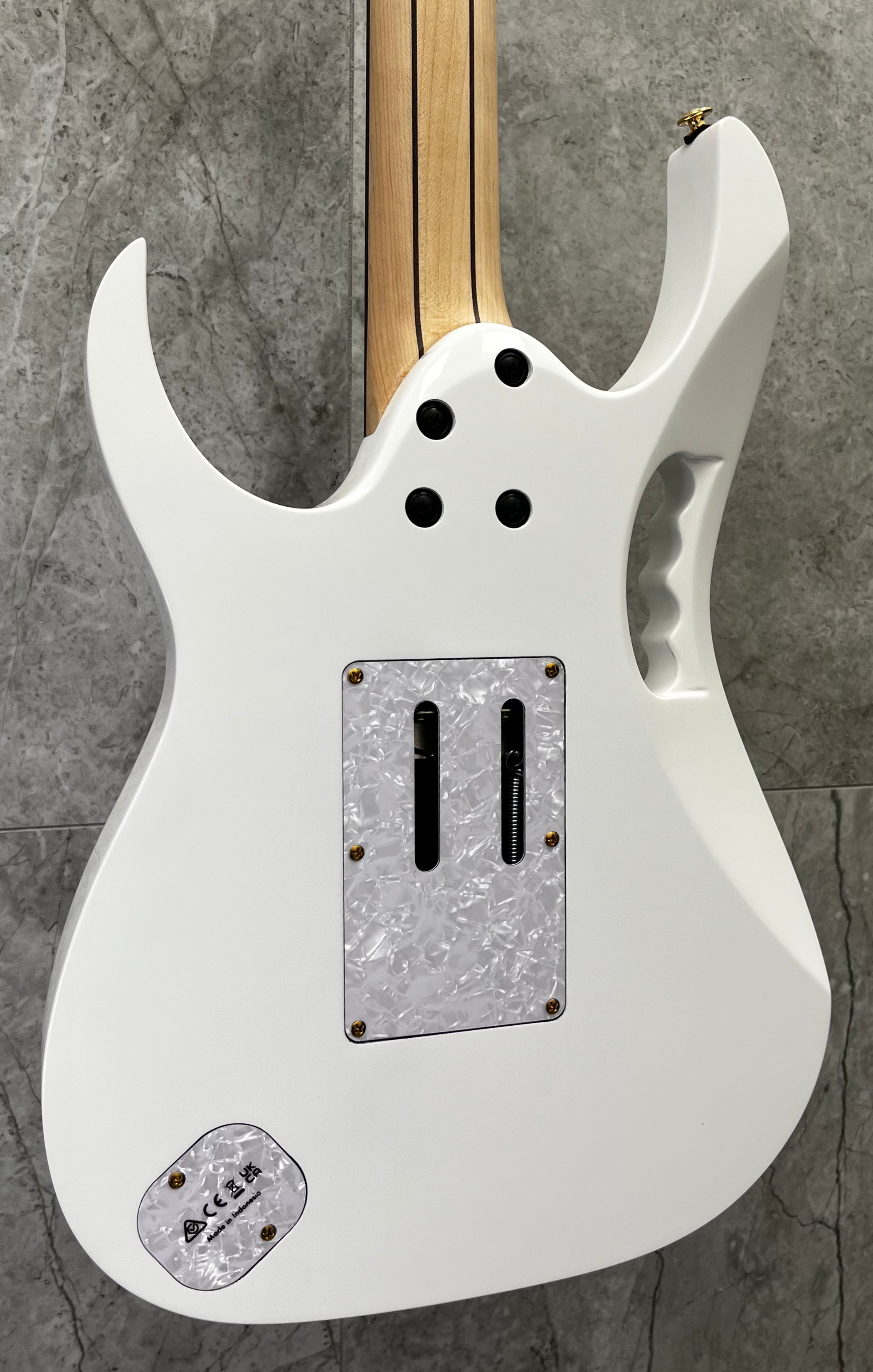 IBANEZ JEM7VP WH JEM Premium STEVE VAI 6 STRING WITH GIG BAG WHITE