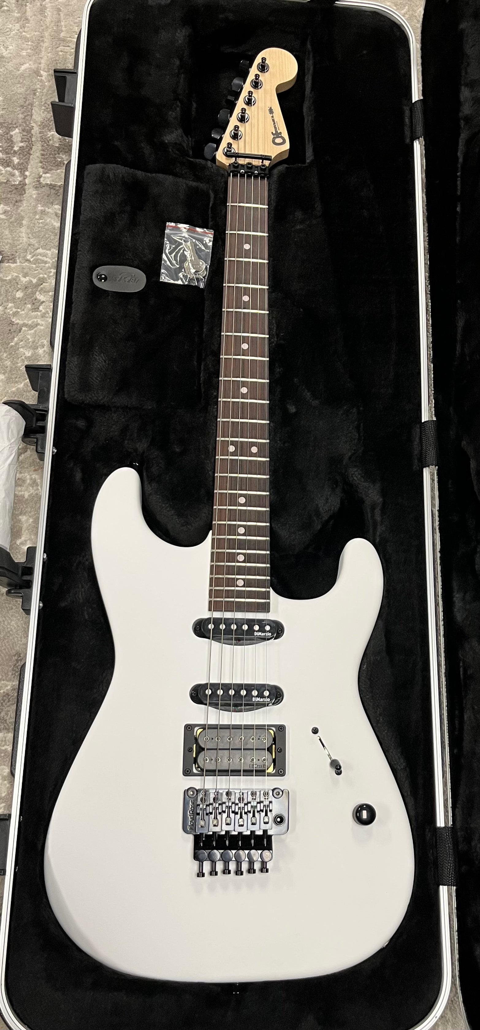 Charvel USA CUSTOM SHOP Custom Select San Dimas SD1 HSS SNOW BLIND SATIN 2835203776 SERIAL NUMBER 19077 - 8.0 LBS