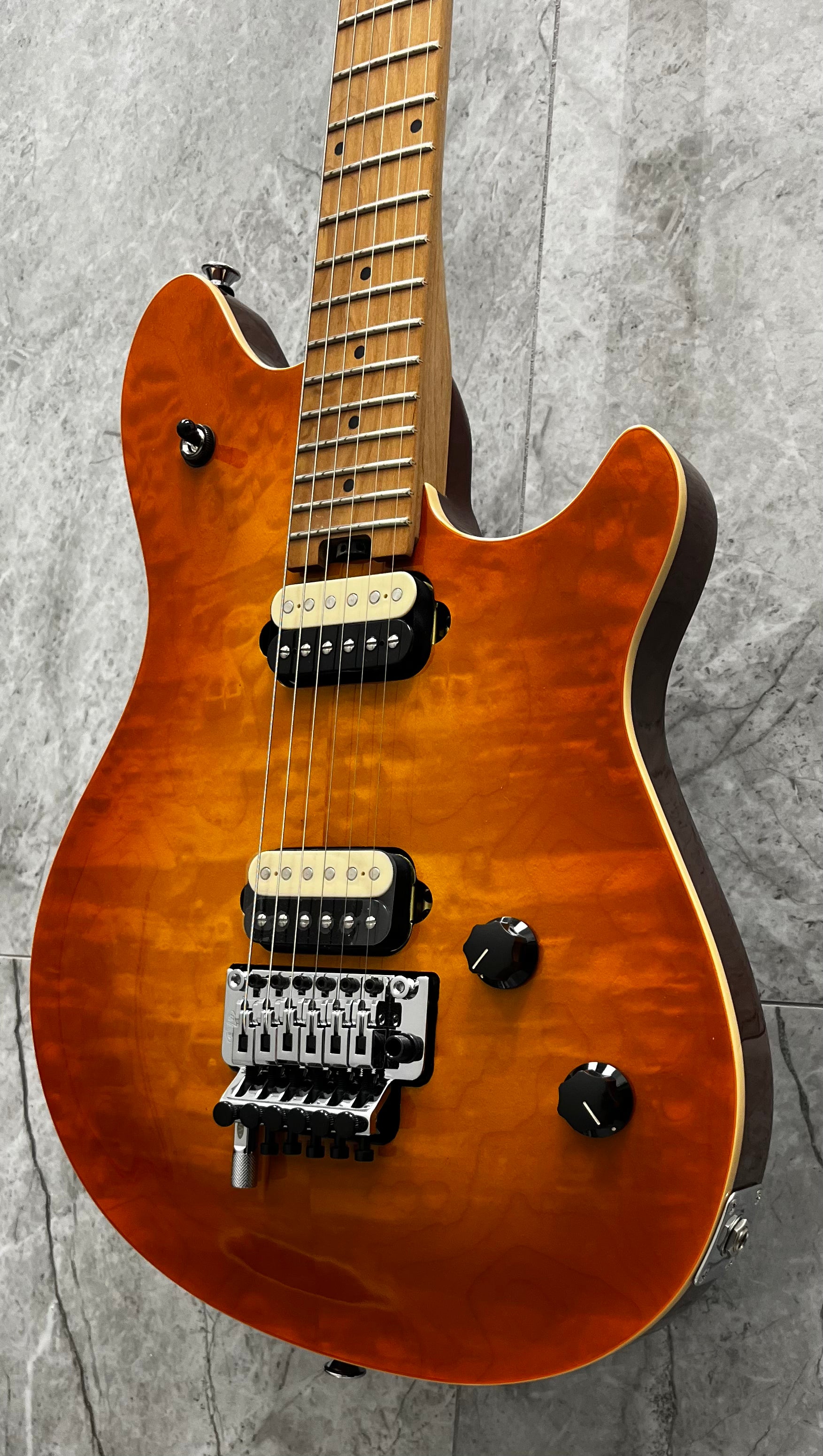 EVH Wolfgang Special QUILTED MAPLE -  Baked Maple Fingerboard Solar 5107701596 SERIAL NUMBER WG22187QM - 8 lbs 5 oz