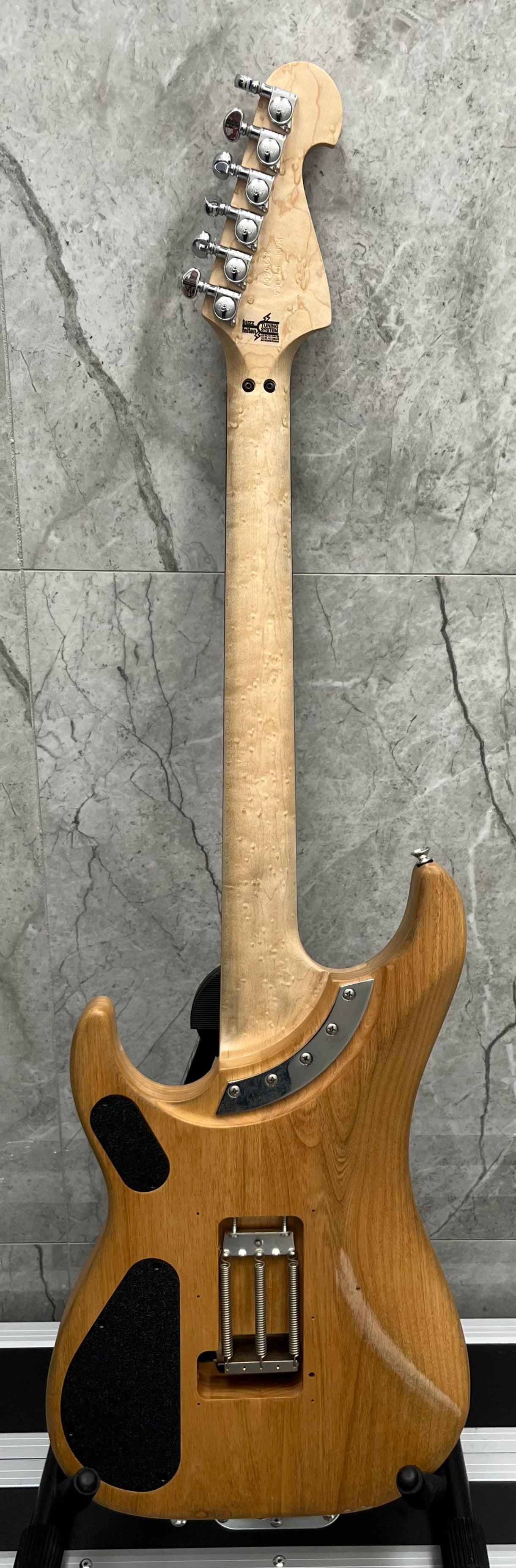 Washburn Nuno Bettencourt USA Series Electric Guitar With Hardcase