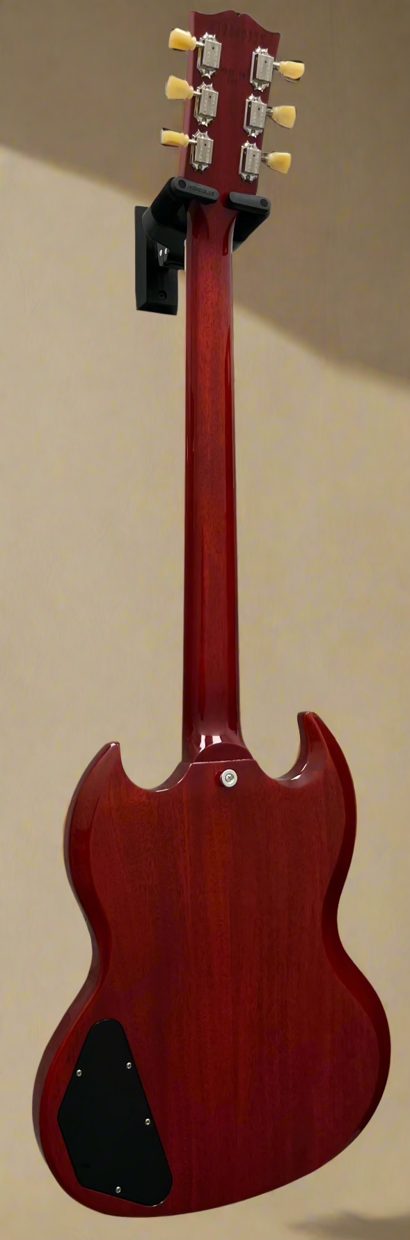 Gibson USA SG Standard 61 Maestro Vibrola SG6100VCNM Vintage Cherry