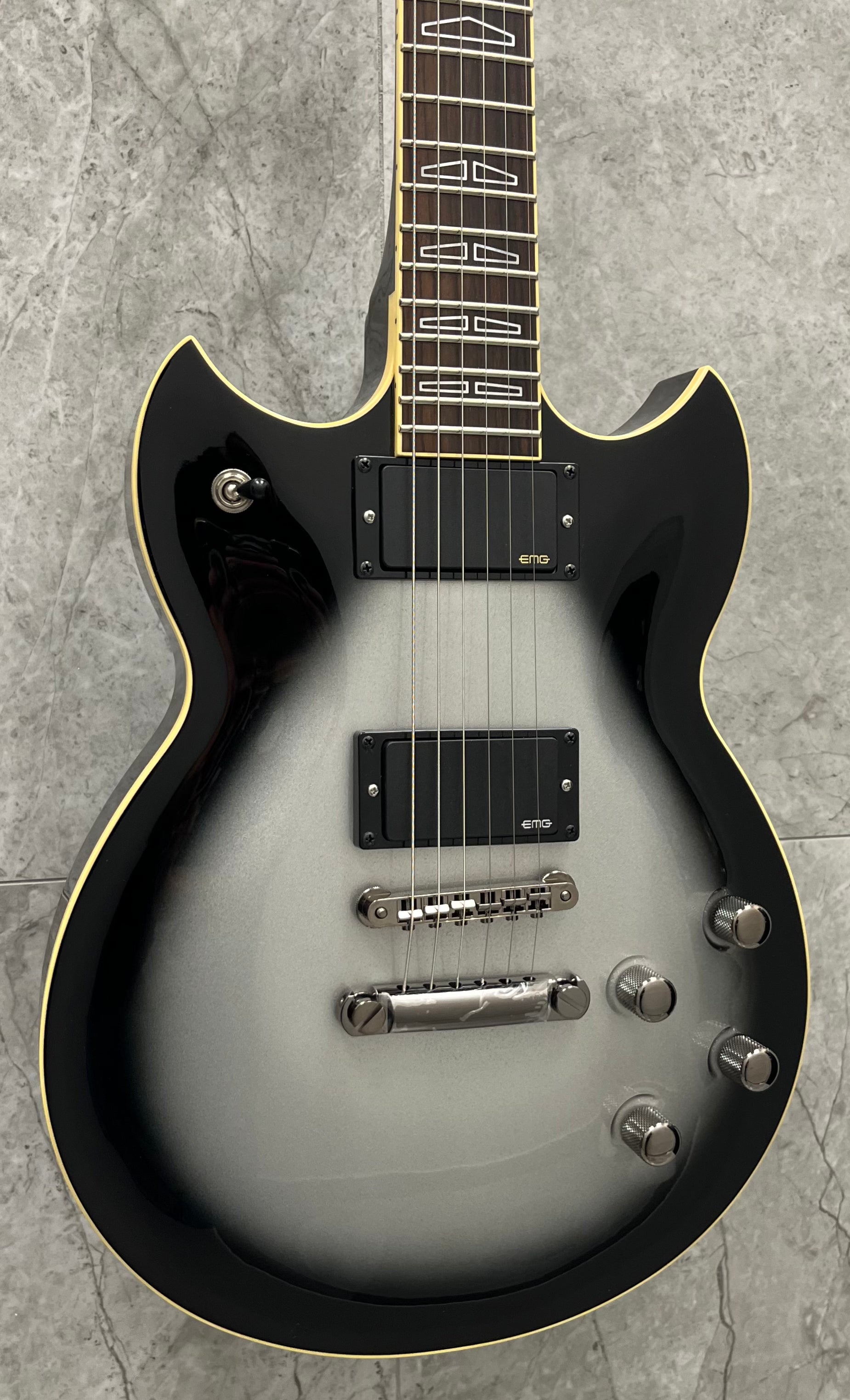 Yamaha SG1820A SBL MADE IN JAPAN Contoured Electric Guitar Silver Yamaha SG1820A SBL MADE IN JAPAN Contoured Electric Guitar Silver