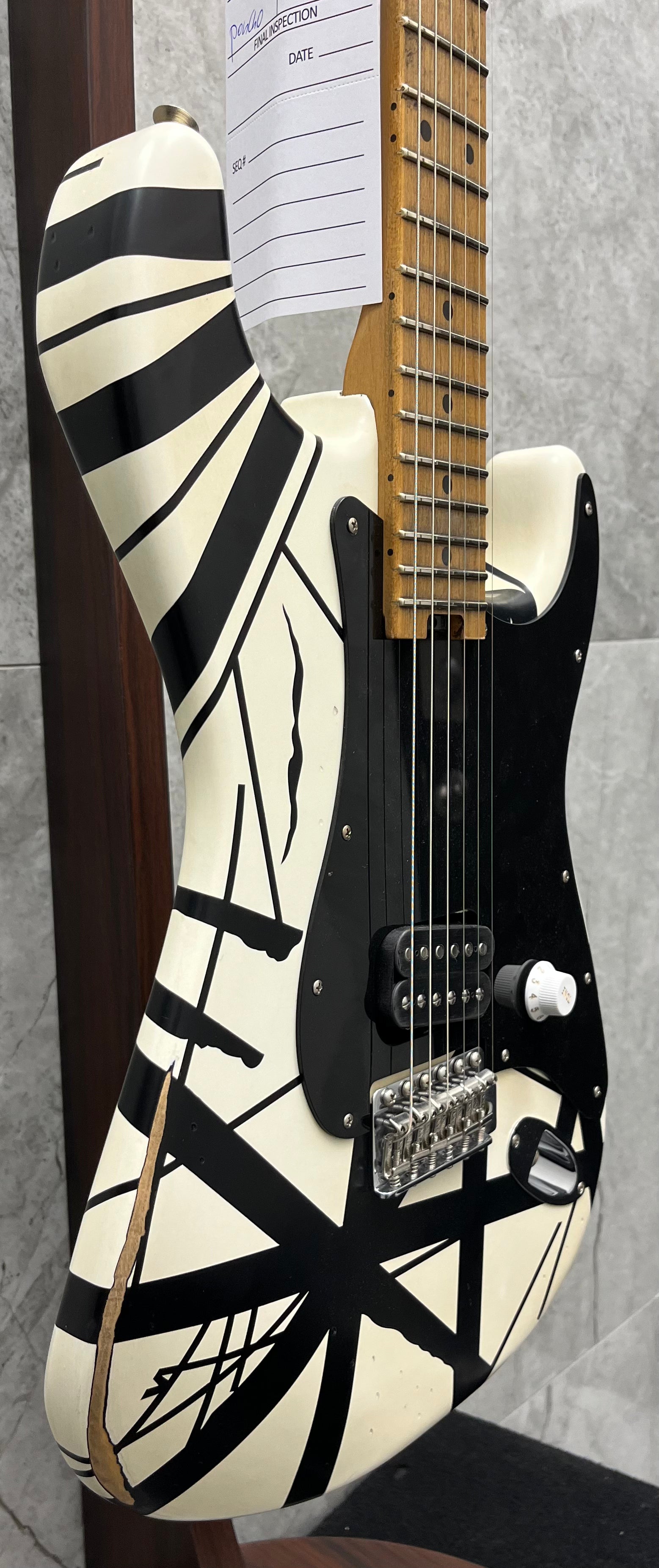 EVH Striped Series 78 Eruption Maple Fingerboard White with Black Stripes Relic 5107900576 LAST ONE