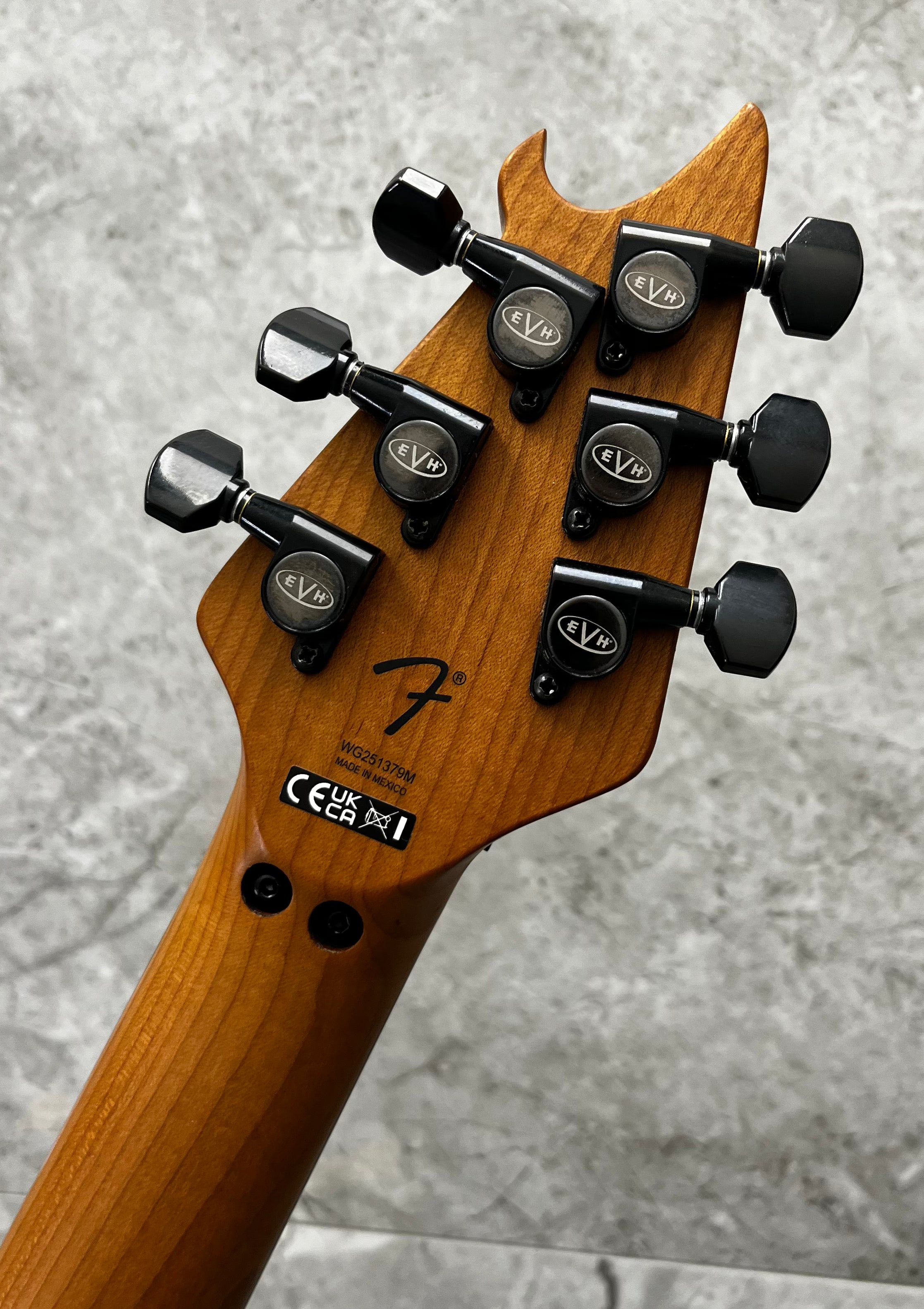 EVH Wolfgang Special Baked Maple Ebony Fingerboard Caution Yellow 5107701304 SERIAL NUMBER WG251379M - 7 LBS 5 OZ