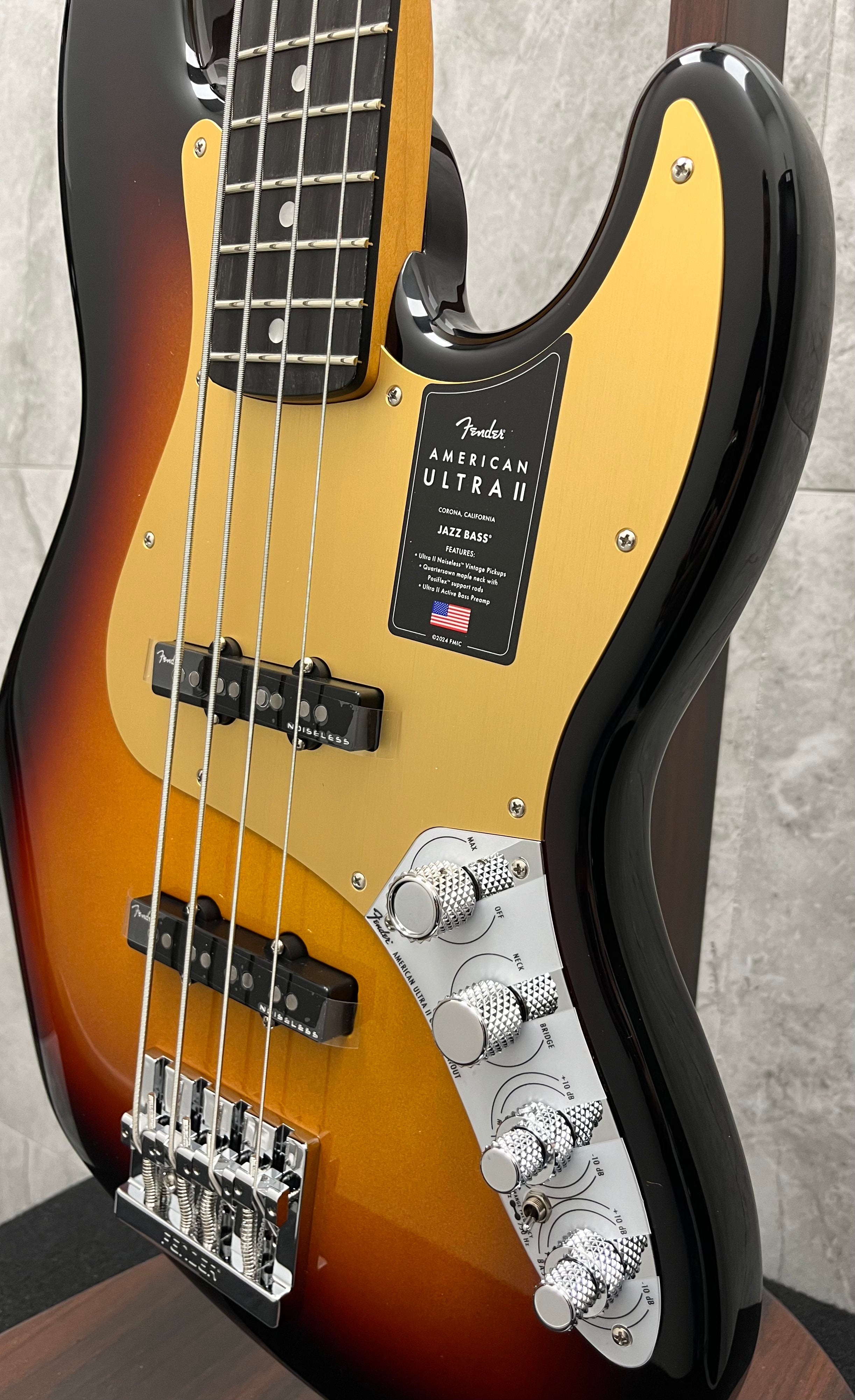 Fender American Ultra II Jazz Bass Ebony Fingerboard, Ultraburst 0199111712