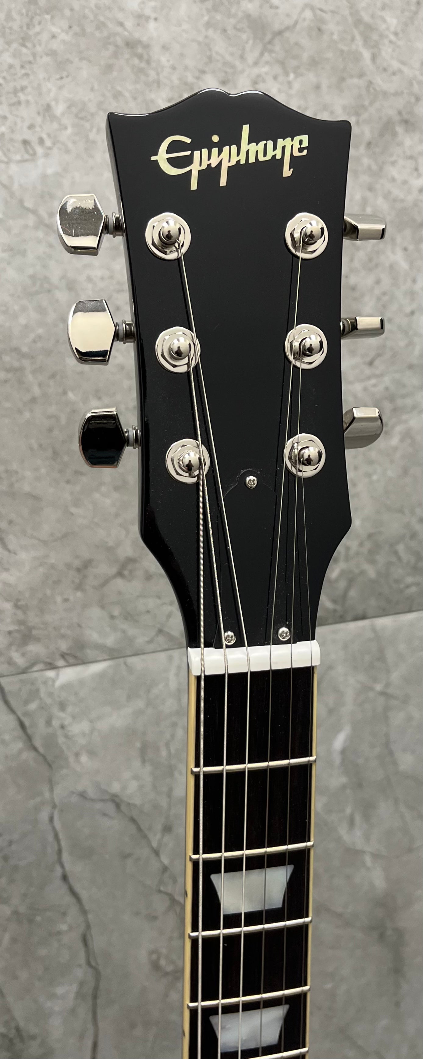 Epiphone Inspired by Gibson Custom Jeff Beck Oxblood 1954 Les Paul W/ HARDSHELL CASE ECJB54AOXNH SERIAL NUMBER 25011523760 - 8.0 LBS