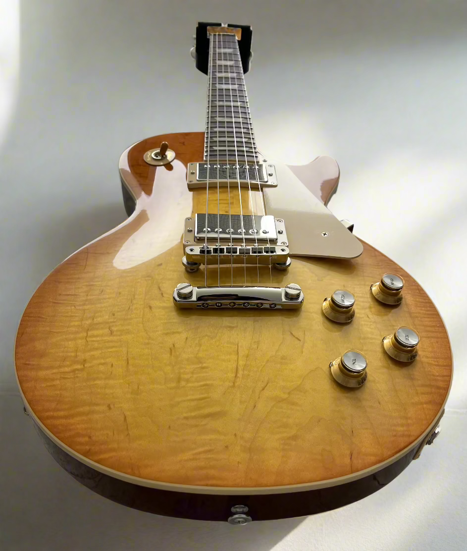 Gibson USA Les Paul Standard 60s FIGURED FLAME TOP LPS600UBNH Unburst SERIAL NUMBER 200440347 - 9.8 LBS