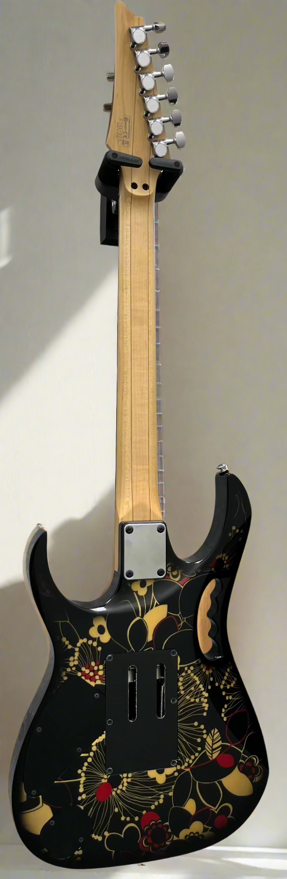 Ibanez MADE IN JAPAN JEM77 FP2 Black Floral Steve Vai Signature Guitar USED MINT CONDITION SERIAL NUMBER F1021923 - 7.2 LBS