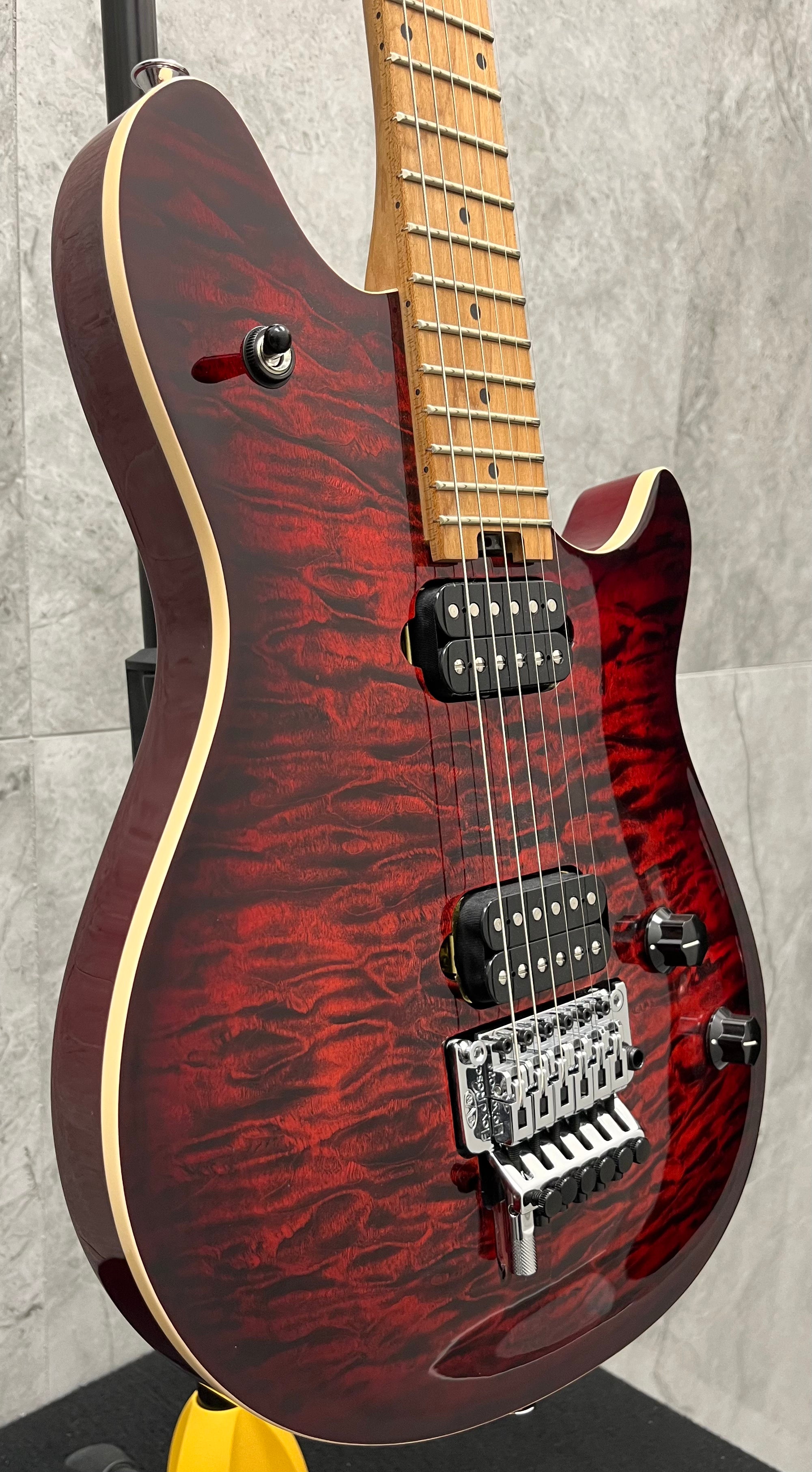 EVH Wolfgang Special QUILTED MAPLE TOP Baked Maple Fingerboard Sangria 5107701598 SERIAL NUMBER WG230777M - 7.6 LBS
