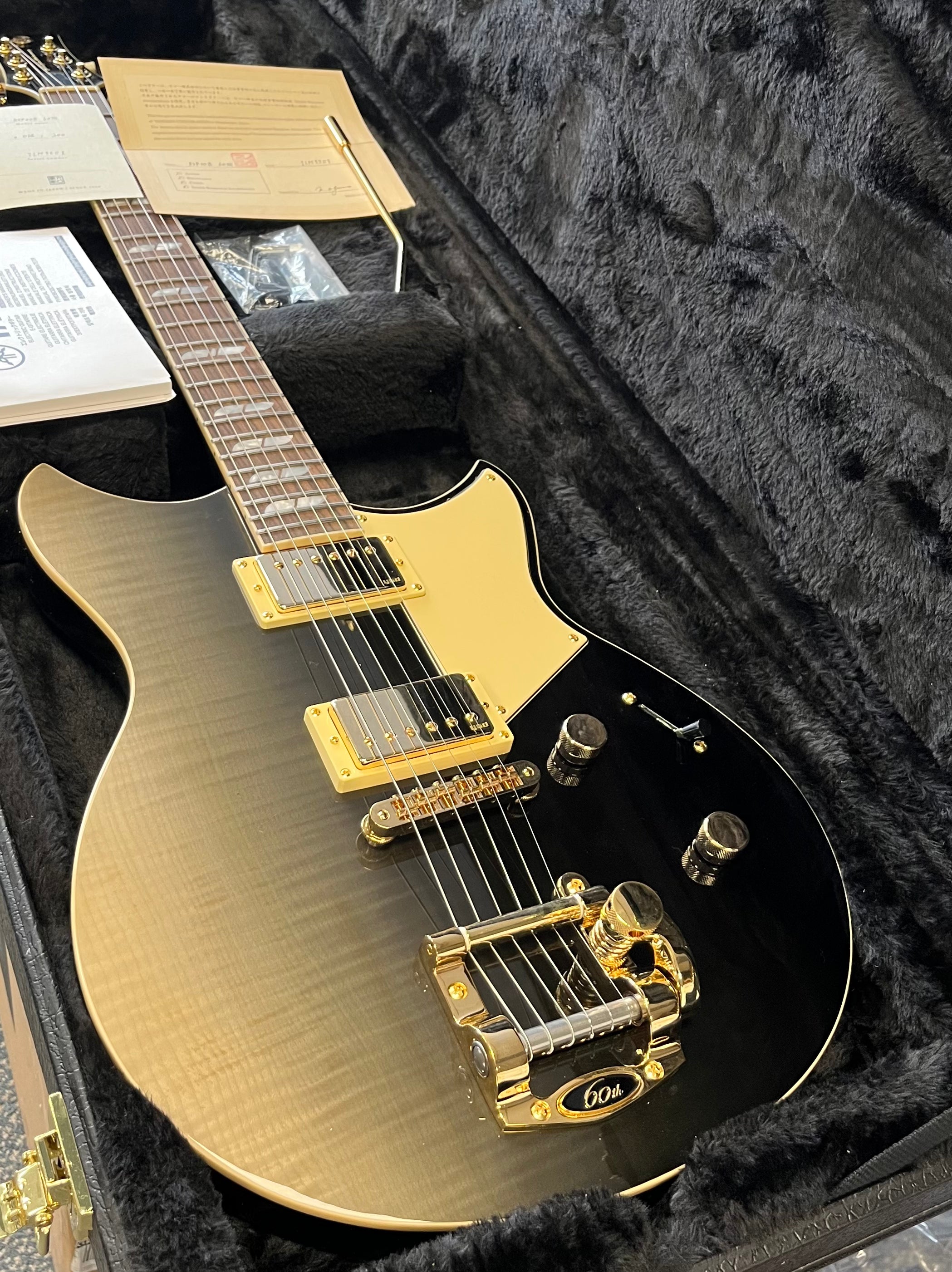 YAMAHA LIMITED EDITION #14 OF 200 REVSTAR 60TH ANNIVERSARY MODEL MADE IN JAPAN NOBLE BLACK BURST RSP20B SERIAL NUMBER ILM550E - 8 LBS 1 OZ