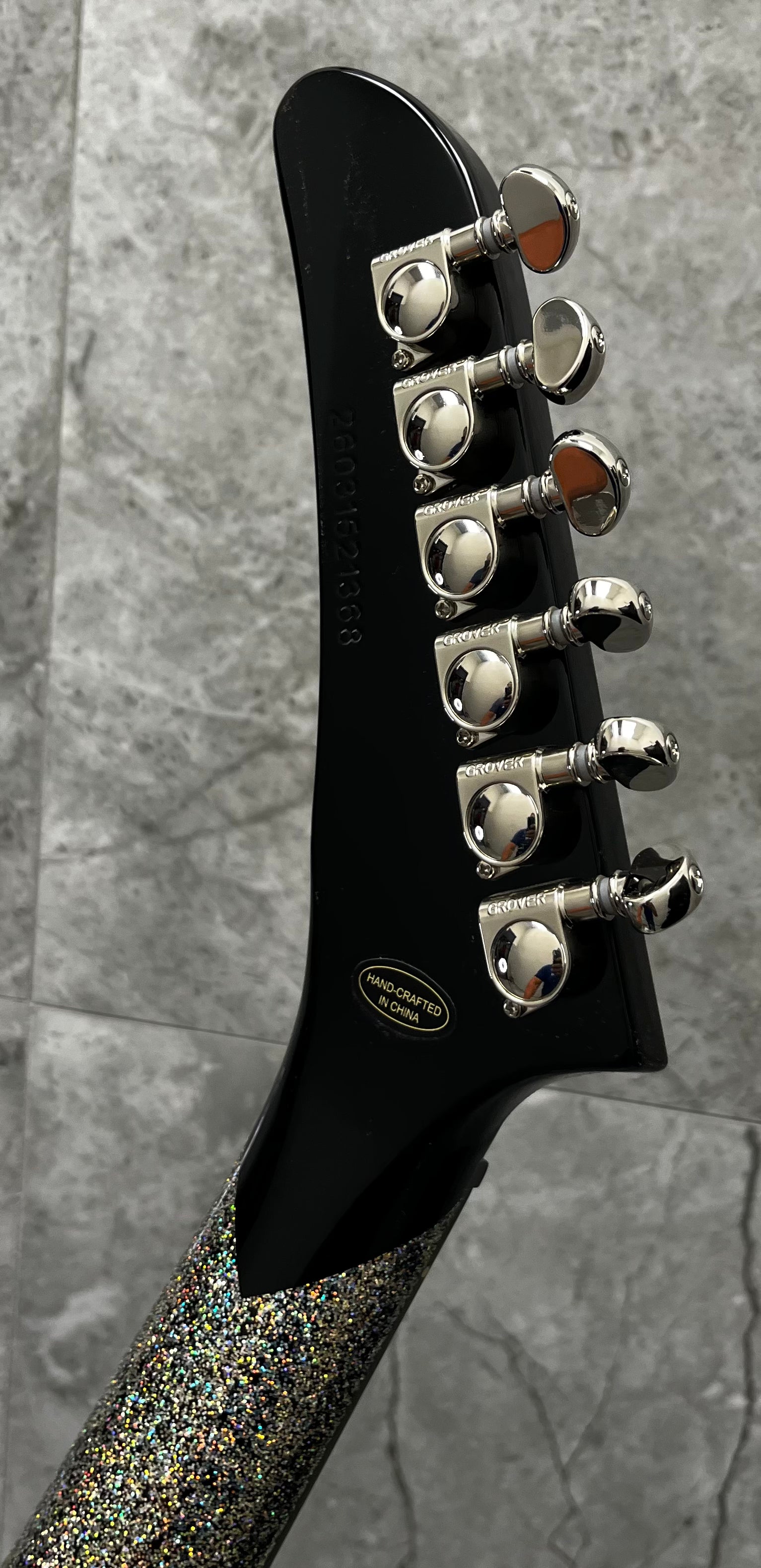 Epiphone Inspired by Gibson Lzzy Hale Explorer Custom w/ HARDSHELL CASE EILHEXDSNH SERIAL NUMBER 26031521368 - 8 LBS 5 OZ
