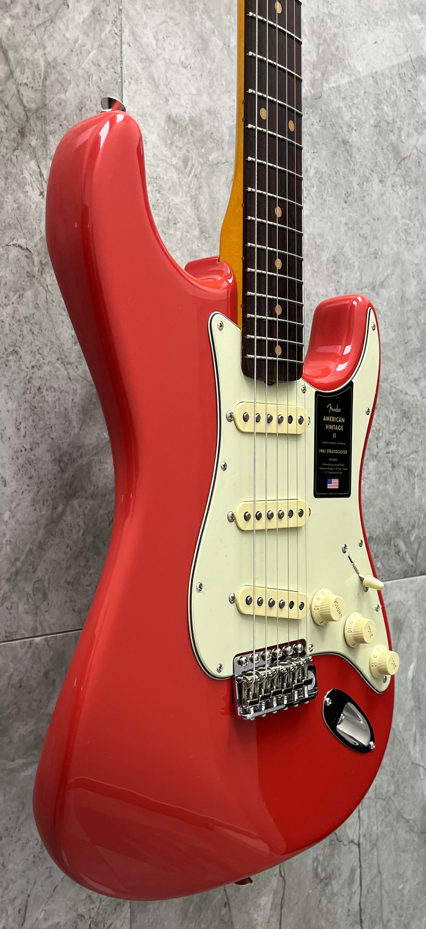 Fender American Vintage II 1961 Stratocaster Rosewood Fingerboard, Fiesta Red 0110250840 SERIAL NUMBER V2448005 - 8.0 LBS