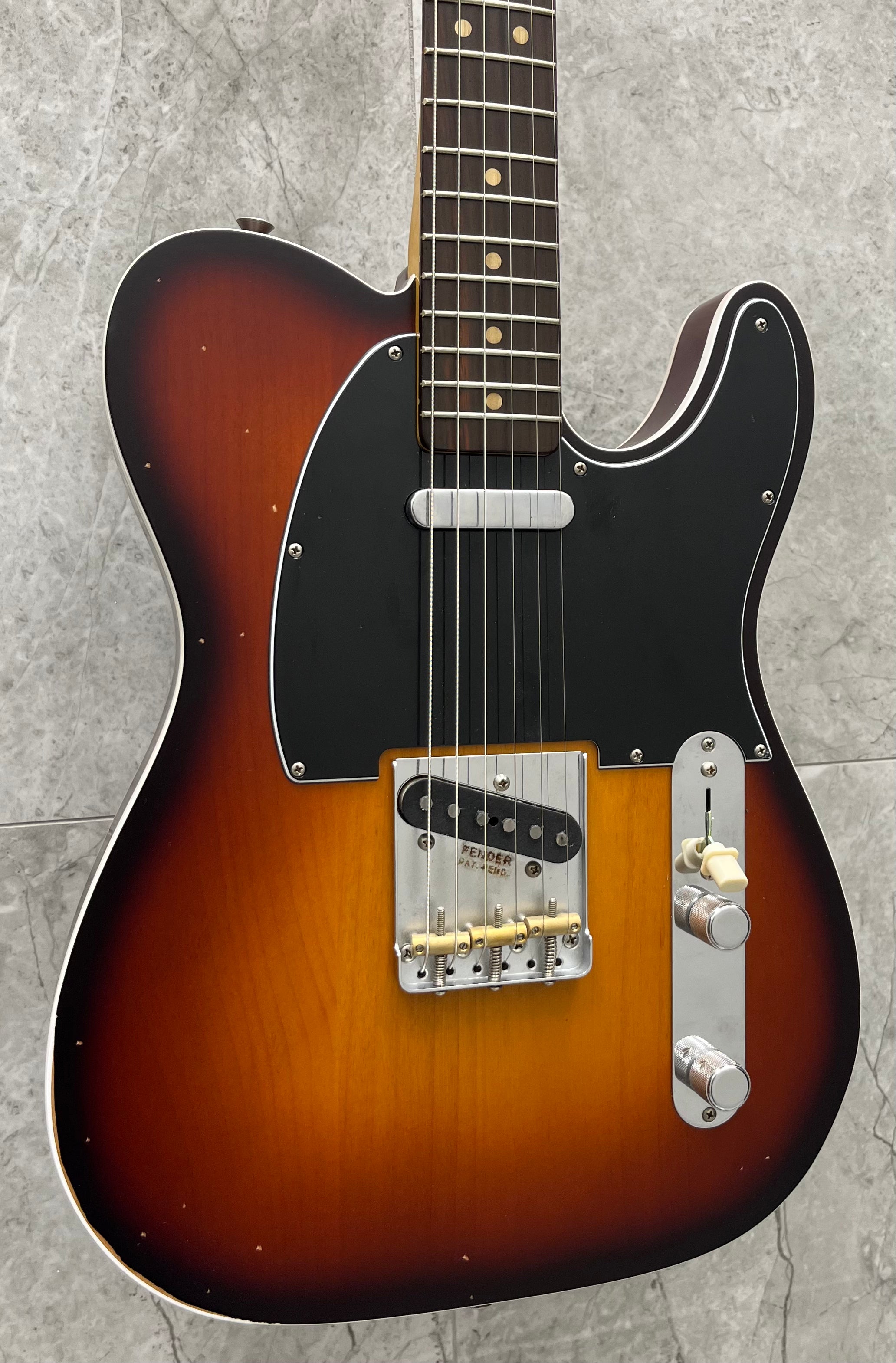 Fender Jason Isbell Custom Telecaster Rosewood 3-color Chocolate Burst 0140320364 SERIAL NUMBER MX25157544 - 7 LBS 4 OZ