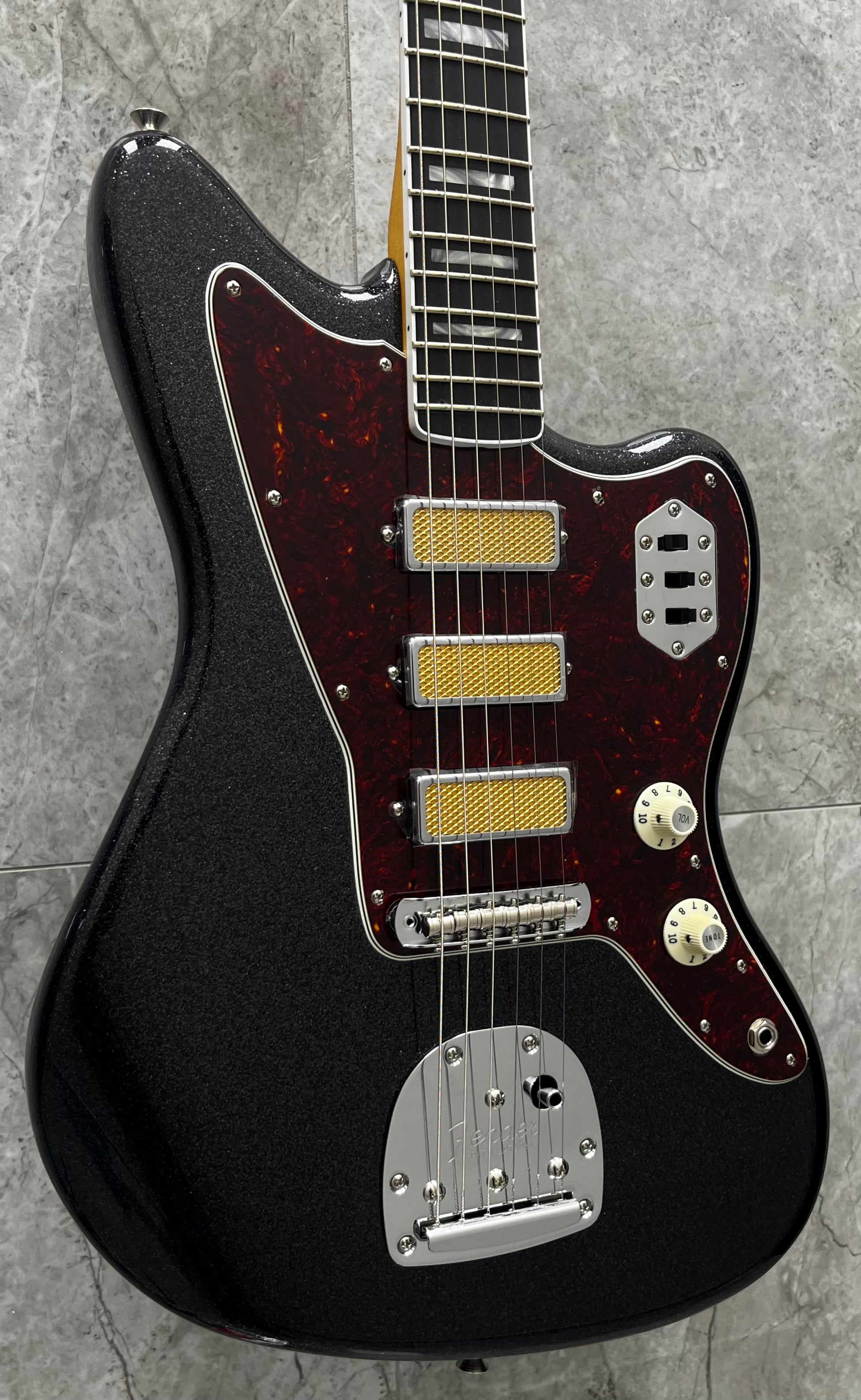Fender Limited Edition Gold Foil Jazzmaster Ebony Fingerboard Black Sparkle 0140701398 SERIAL NUMBER MX26031577 - 9 LBS 5 OZ