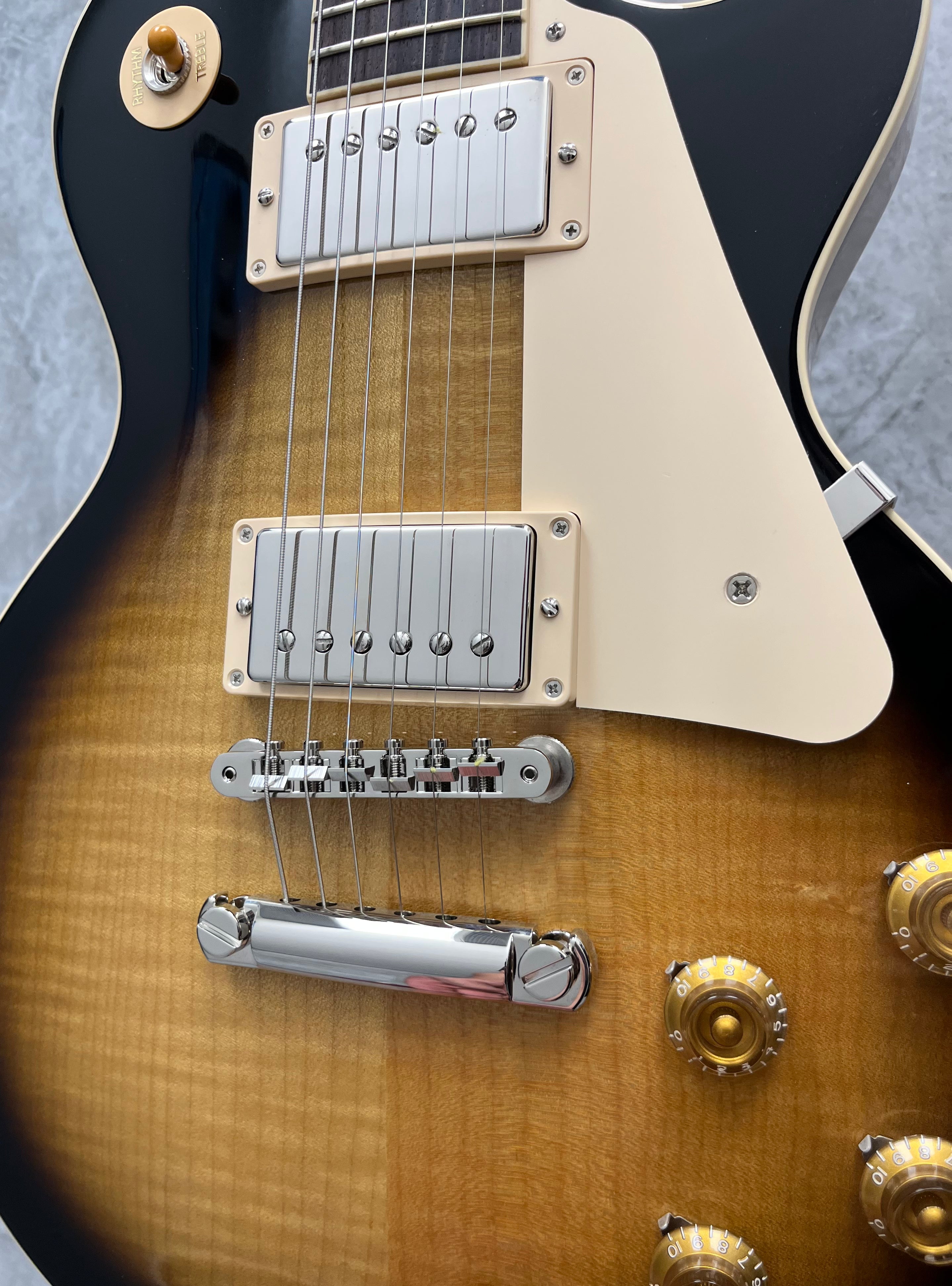 Gibson USA Les Paul Standard 50s Figured Flame Top LPS500TONH Tobacco Burst SERIAL NUMBER 204130303 - 8.2 LBS