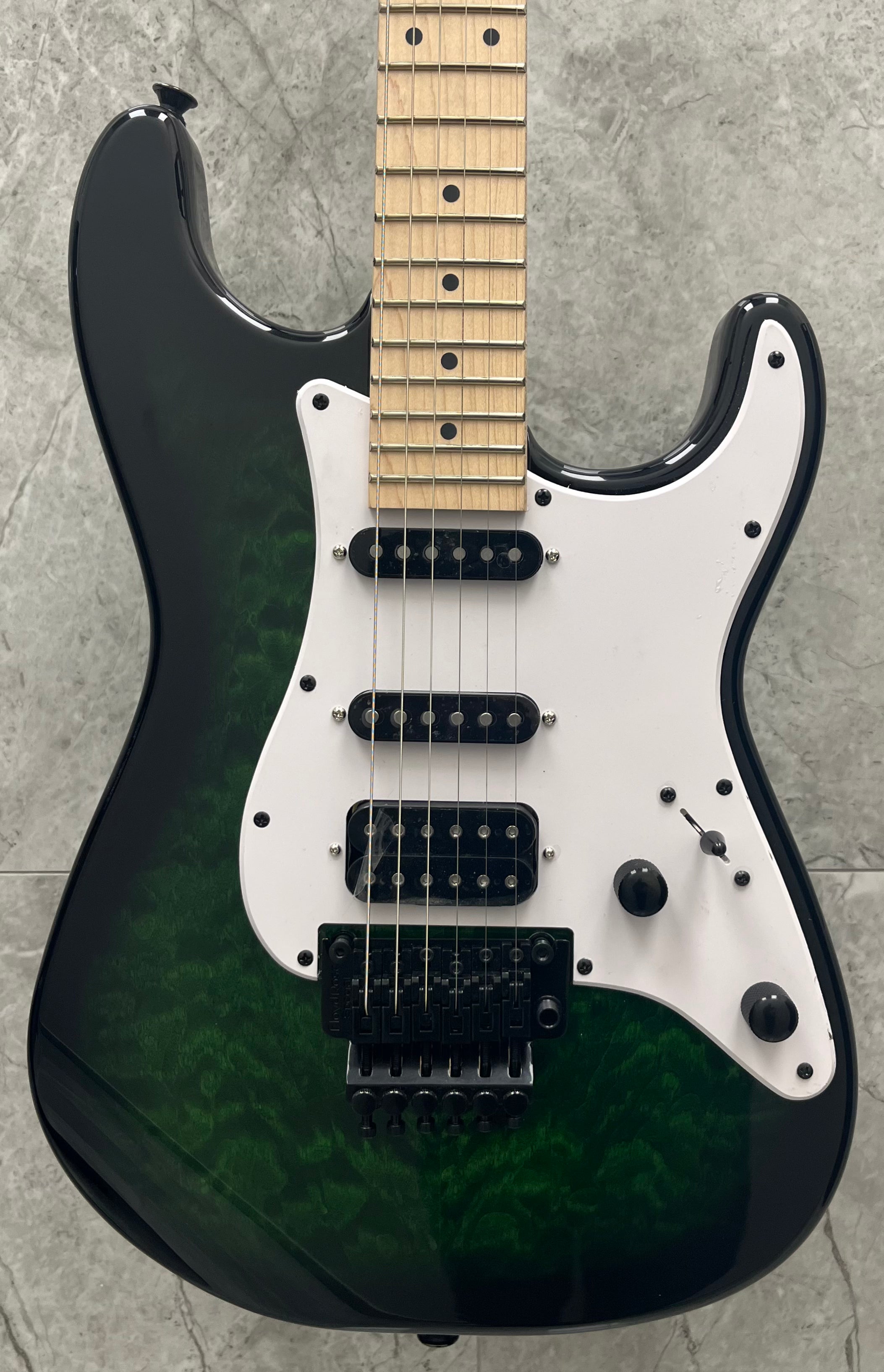 JACKSON X Series Signature Adrian Smith SDXQ Transparent Green 2913052587 SERIAL NUMBER ICJ2412703 - 8.0 LBS