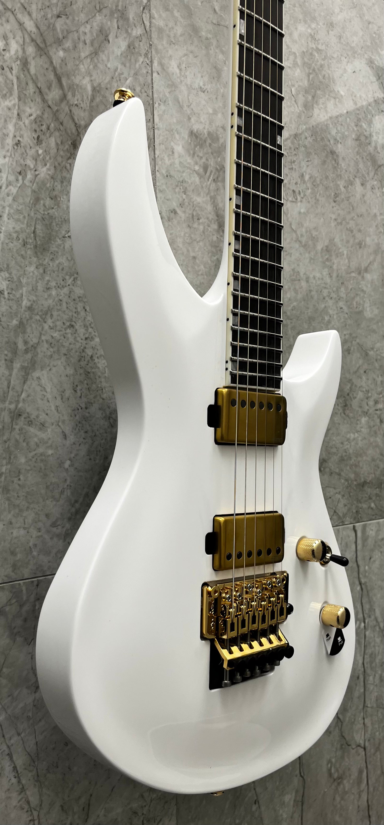 ESP LTD H3-1000FR Electric Guitar, Snow White W/ EMG'S AND STAINLESS STEEL FRETS LH31000FRSW SERIAL NUMBER W24010699 - 7 LBS 4 OZ
