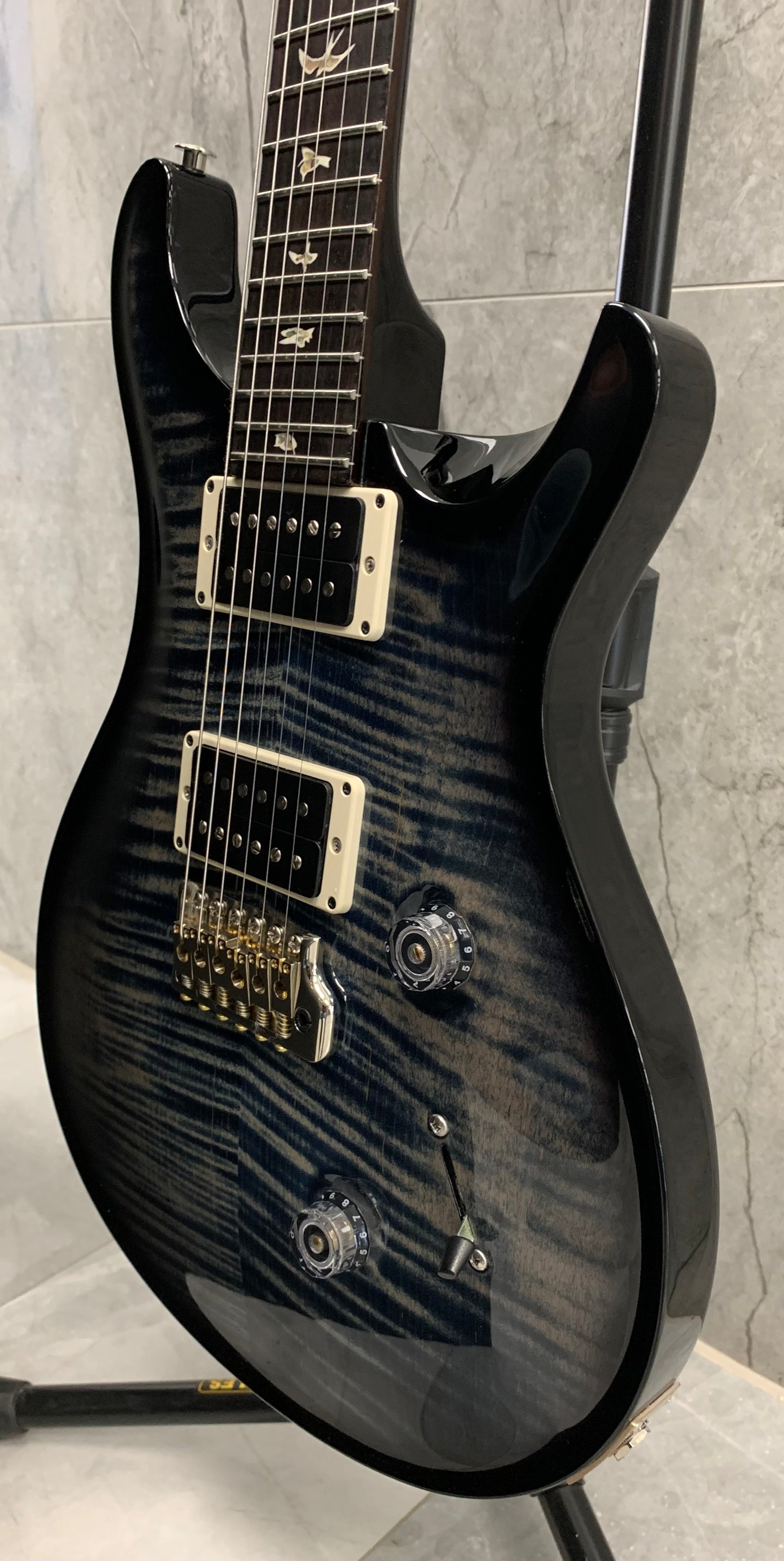 PRS GUITARS USA Custom 24 Custom Colour Faded Whale Blue Smokewrap Burst 101550:CC:N SERIAL NUMBER 0372870