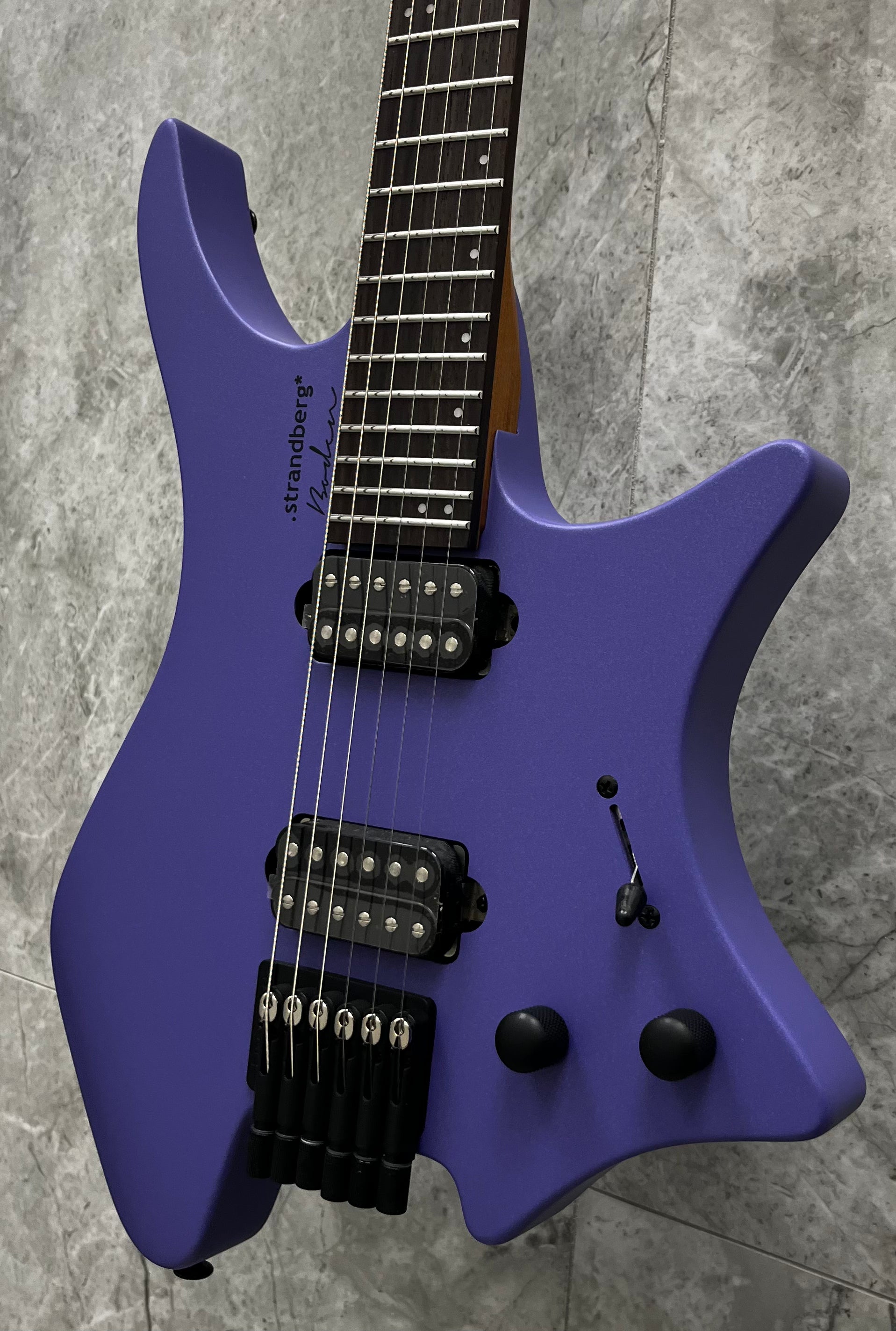 Strandberg Headless Boden Essential 6 Electric Guitar, Future Dusk BD6CT-24E-R-S-FD SERIAL NUMBER C2514896 - 4 LBS 10 OZ