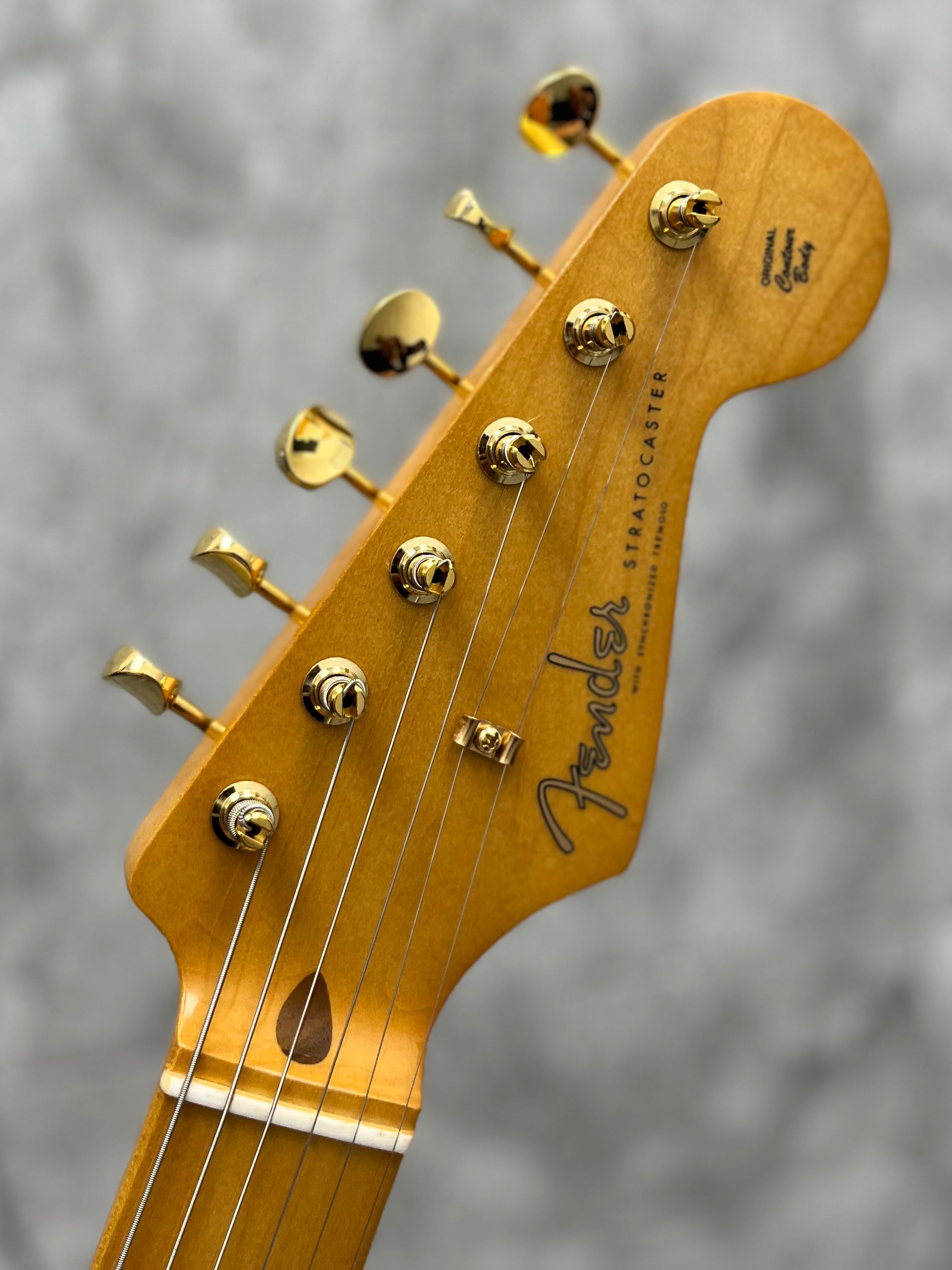 Fender Limited Edition Vintera III Late 50s Stratocaster Maple Fingerboard, White Blonde 0149182301 SERIAL NUMBER MX26029034 - 8 LBS 8 OZ