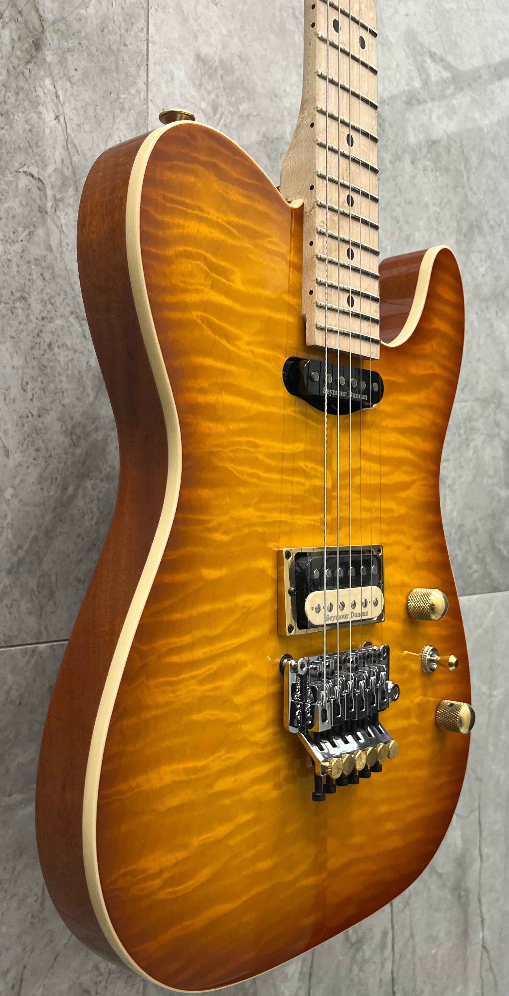 CHARVEL USA CUSTOM SHOP SPECIAL EDITION STYLE 2 HS AMBER LAGER BURST 2898000030 SERIAL NUMBER C18180 - 9.6 LBS