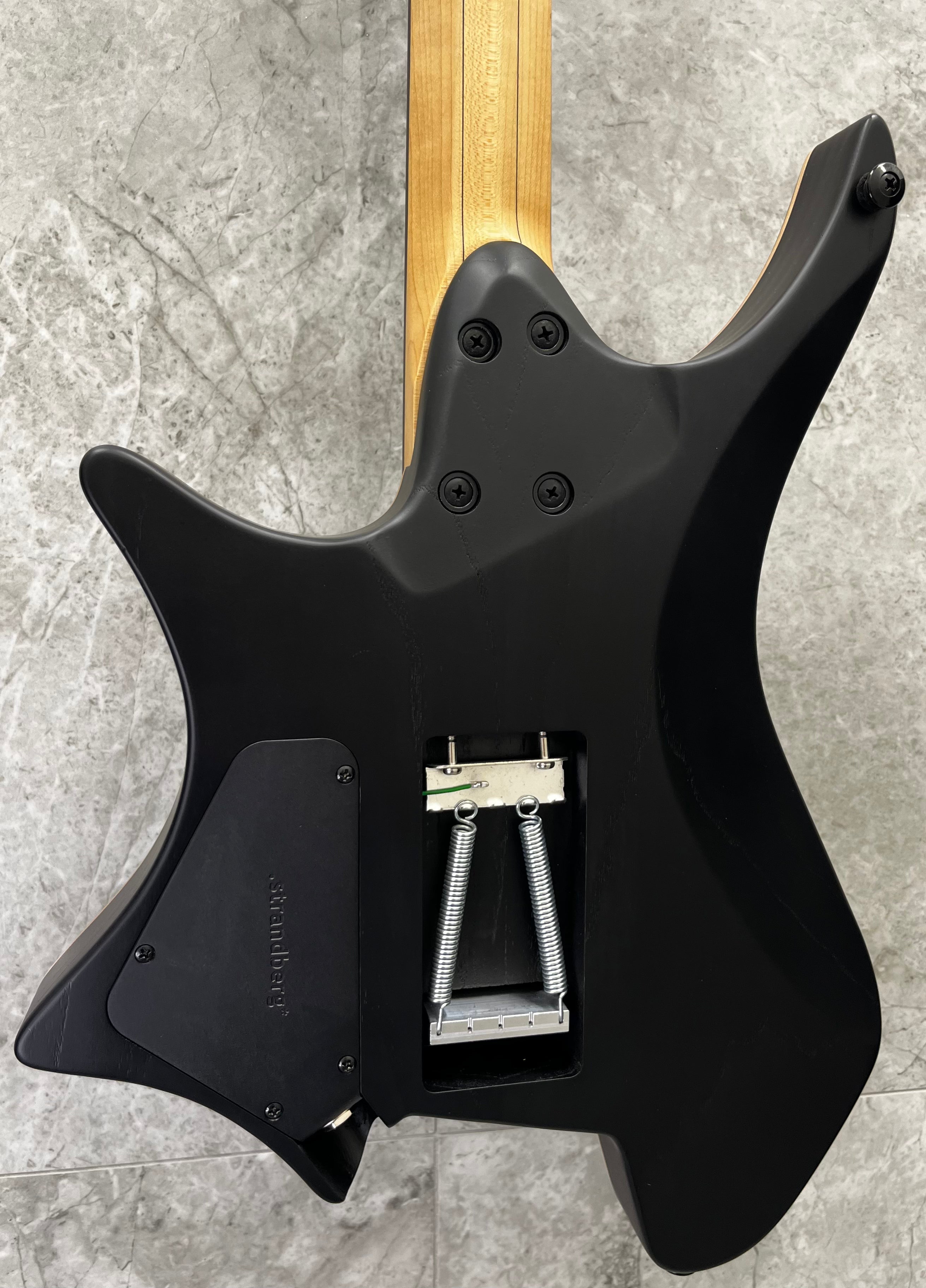 Strandberg Headless Boden Prog NX 6 Charcoal Black BD6TCT-21P-L-F-BK SERIAL NUMBER C2506463 - 4 LBS 14 OZ