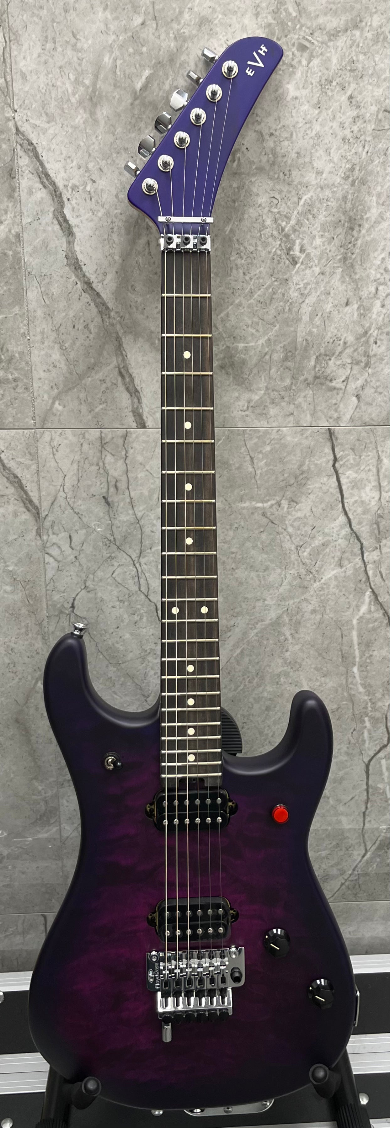 EVH 5150 Series Deluxe QM QUILTED MAPLE Ebony Fingerboard Purple Daze Satin Finish 5108002535 SERIAL NUMBER EVH2113617 - 7 LBS 1 OZ MINT PRE OWNED SPECIAL