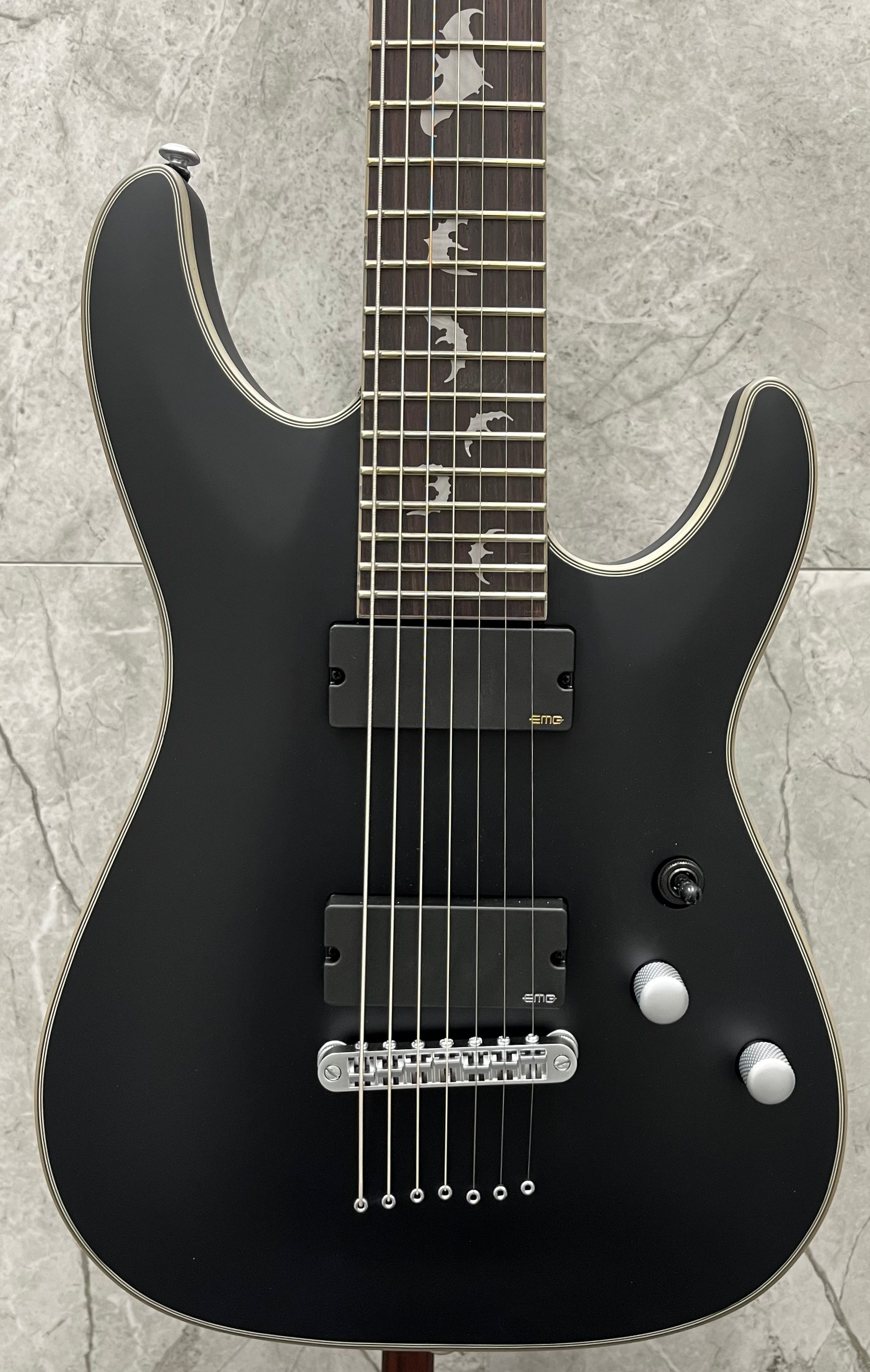 Schecter Damien Platinum Series DAMIEN-PLAT-7-SBK Satin Black 7 Schecter Damien Platinum Series DAMIEN-PLAT-7-SBK Satin Black 7