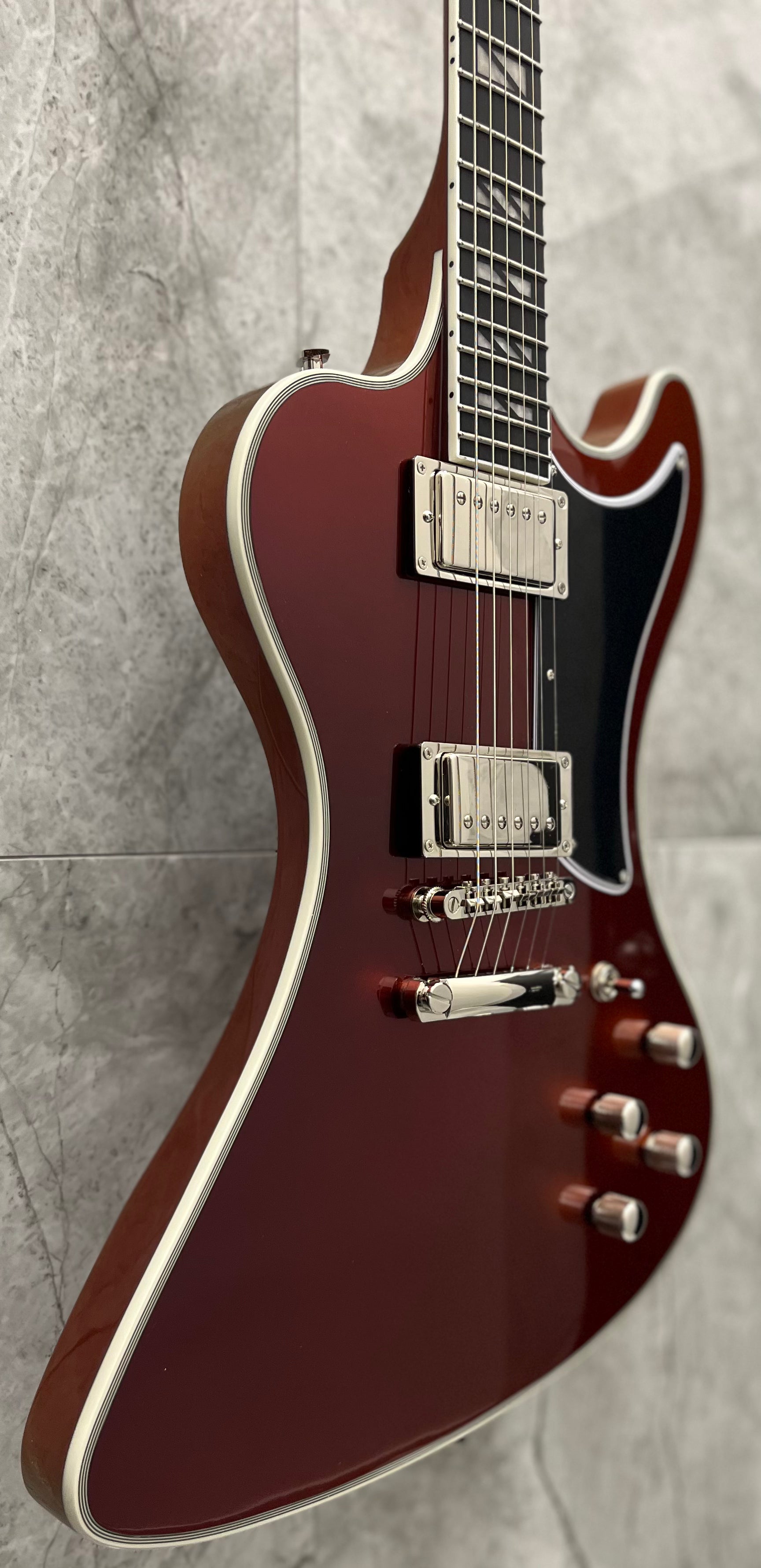 Epiphone Futura RD Custom W/ Stainless Steel Frets and Gig Bag Midnight Ember Shift EIFRDCMESNH SERIAL NUMBER 25121520367 - 8 LBS 12 OZ