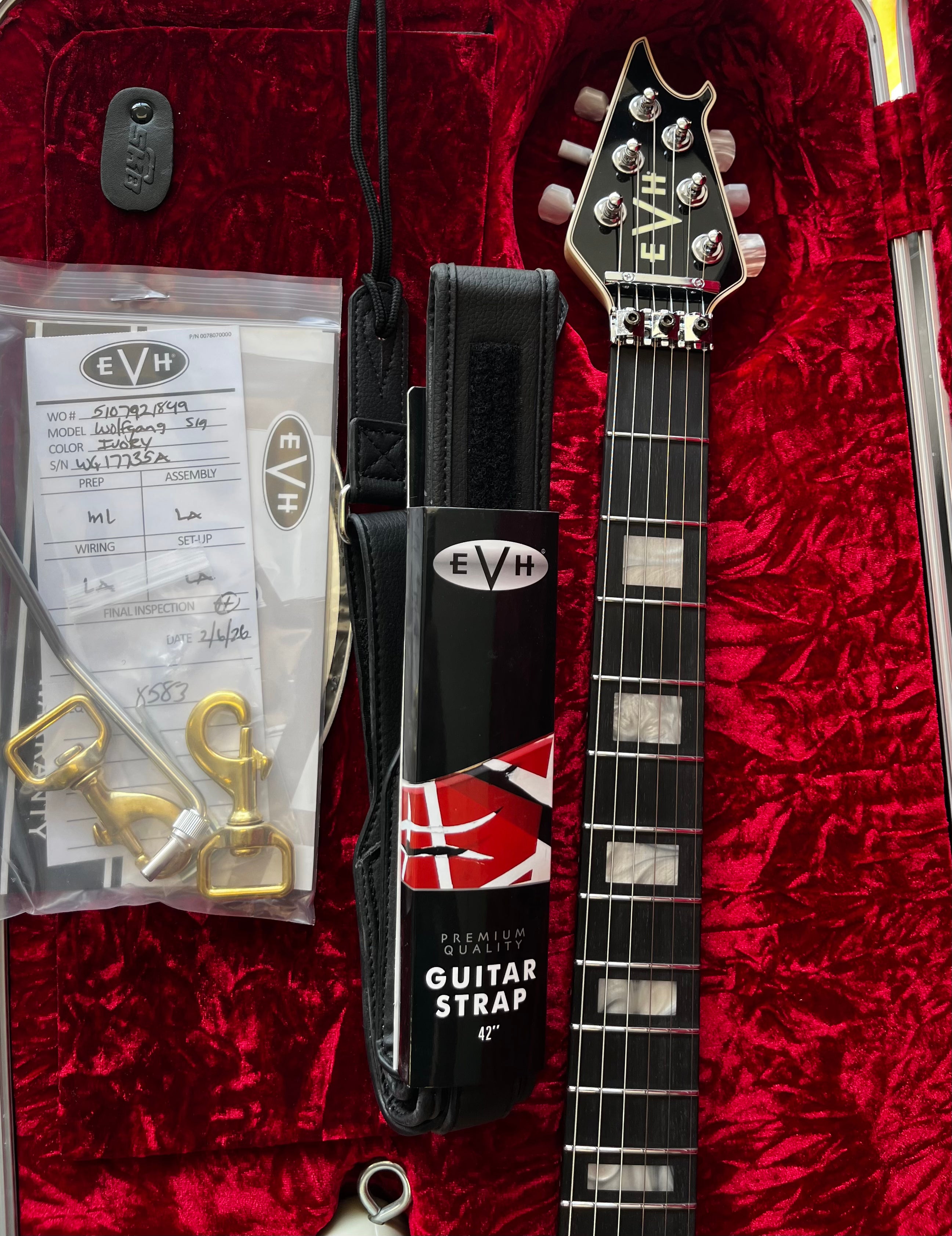 EVH Wolfgang MADE IN THE USA Edward Van Halen Signature Ebony Fingerboard Ivory 5107921849 SERIAL NUMBER WG17735A - 8 LBS 3 OZ