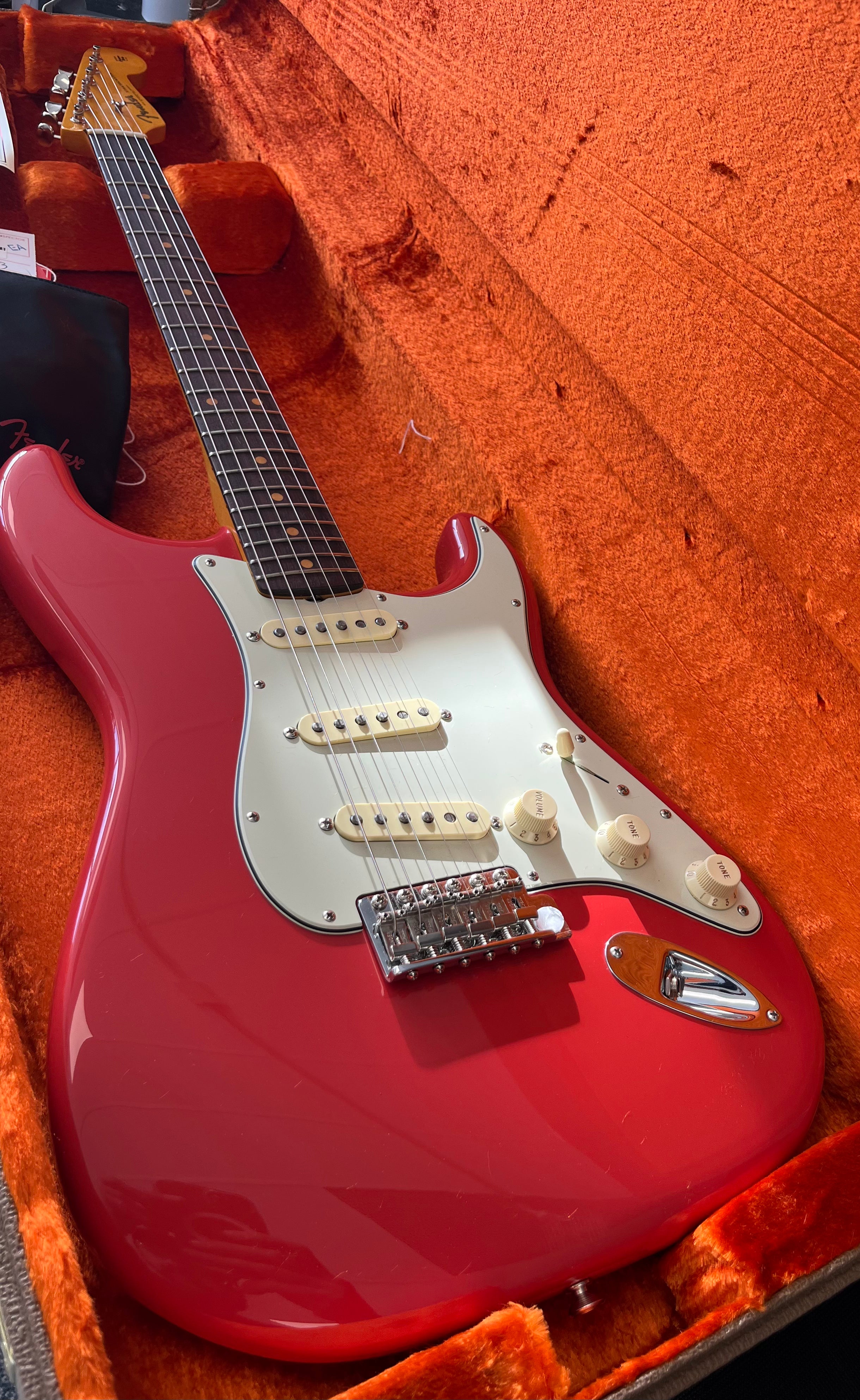 Fender American Vintage II 1961 Stratocaster Rosewood Fingerboard, Fiesta Red 0110250840 SERIAL NUMBER V2329163 - 7 LBS 13 OZ USED SPECIAL MINT