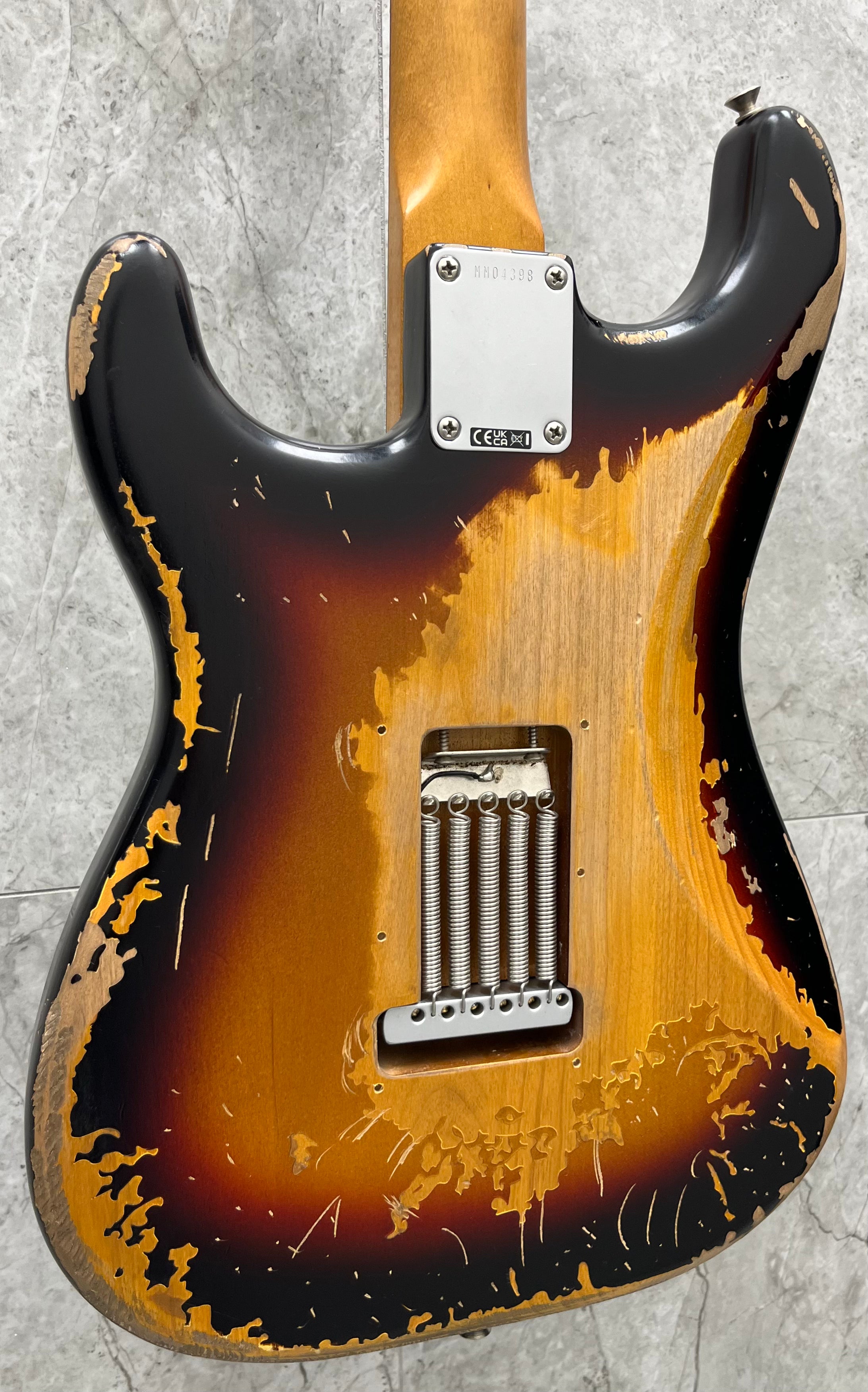 FENDER Mike McCready Stratocaster Rosewood Fingerboard, 3-Color FENDER Mike McCready Stratocaster Rosewood Fingerboard, 3-Color