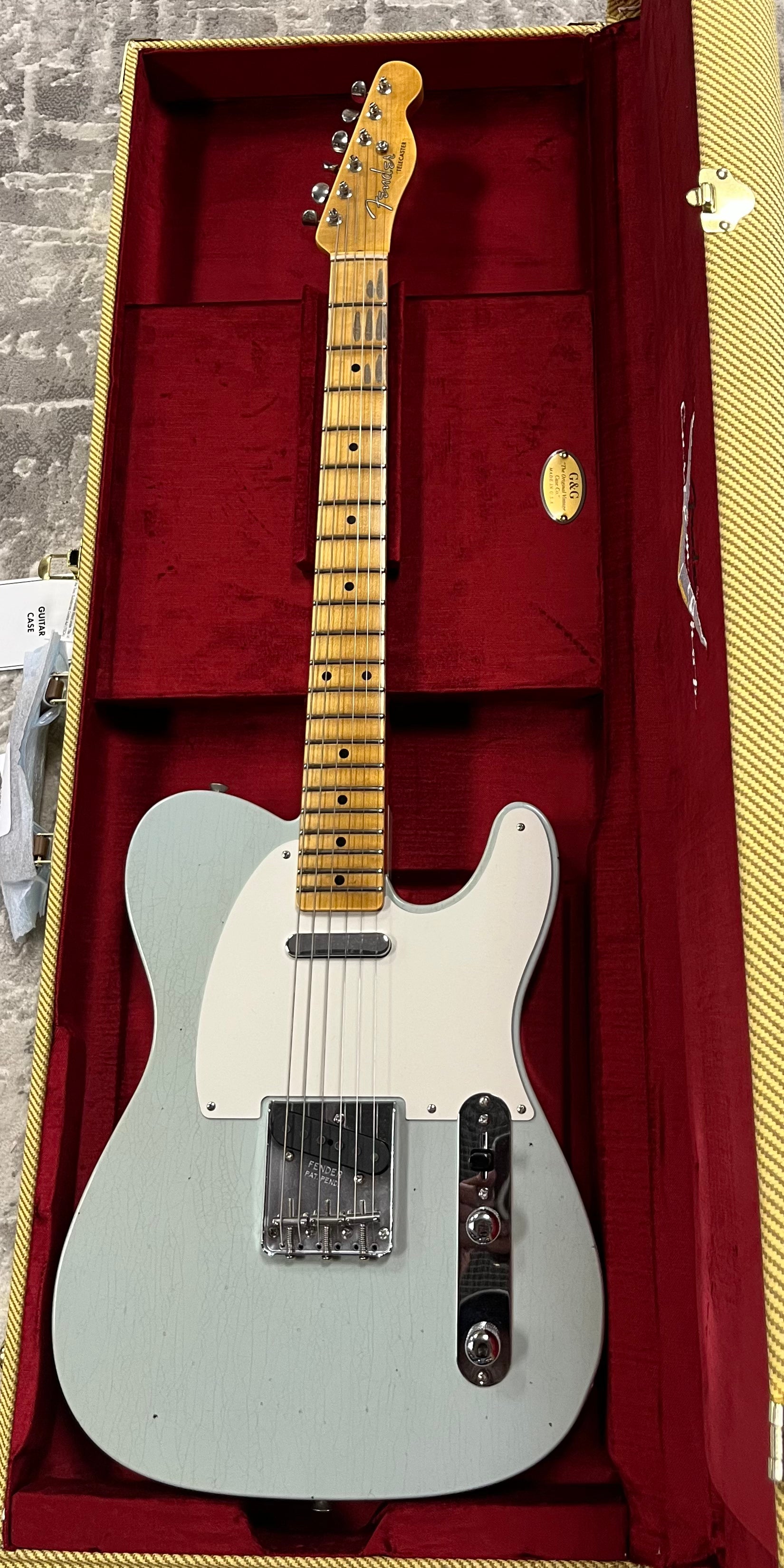Fender USA Custom Shop 1955 Telecaster Journeyman Relic with Closet Classic Hardware, 1-Piece Quartersawn Maple Neck, Super Aged Sonic Blue 9235700023 SERIAL NUMBER CZ584952 - 7.0 LBS