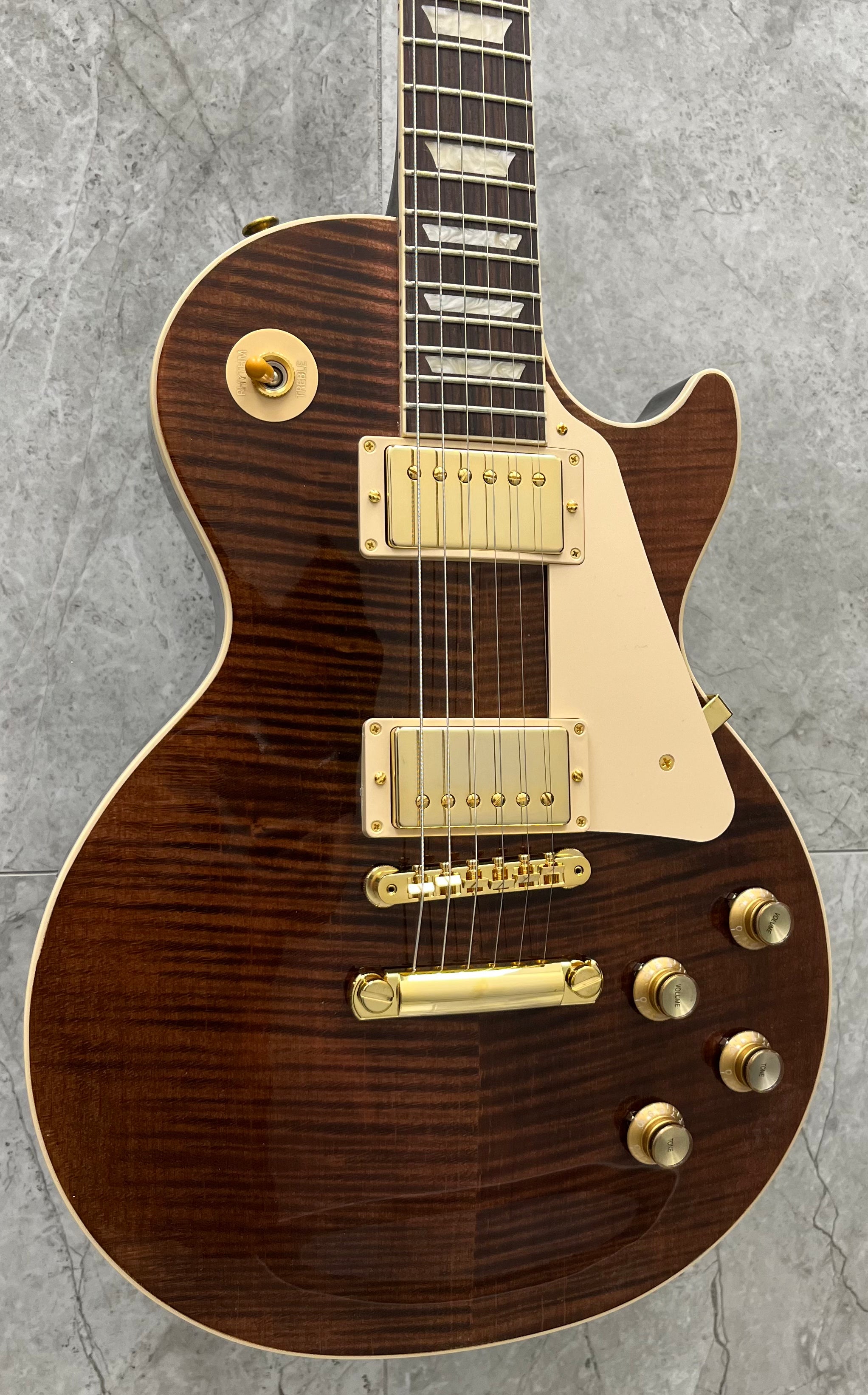 Gibson USA Les Paul Standard Figured Flame Top 60s Electric Guitar Gibson USA Les Paul Standard Figured Flame Top 60s Electric Guitar