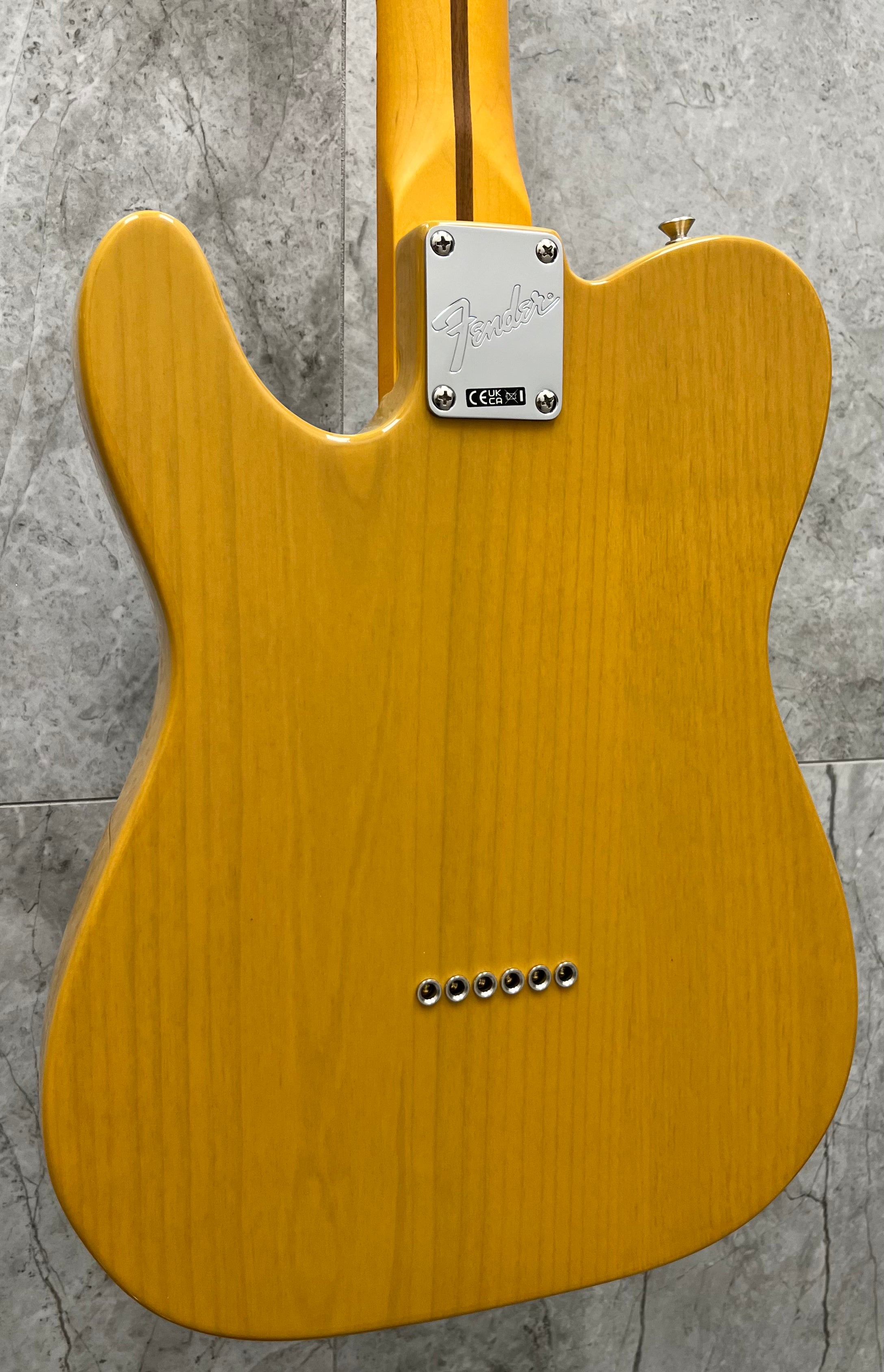 Fender American Professional Classic Telecaster Maple Fingerboard Butterscotch Blonde 0114962350 SERIAL NUMBER US25088862 - 7 LBS 3 OZ