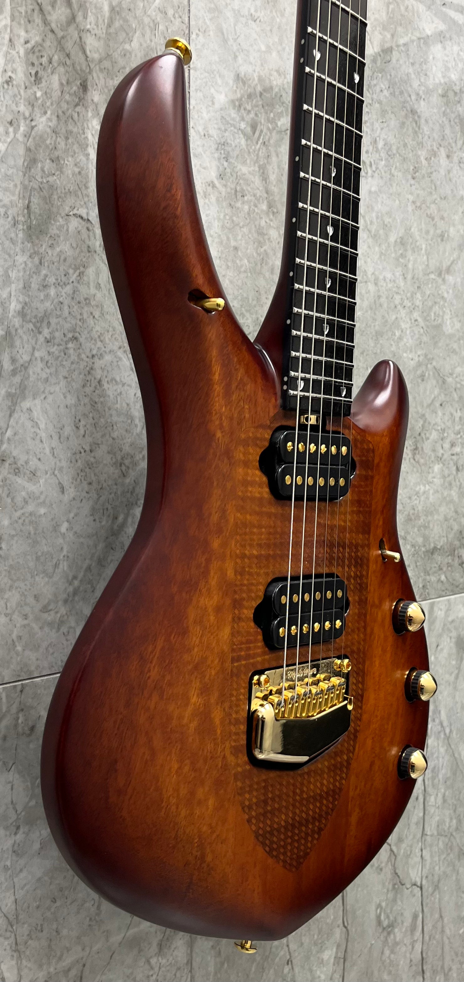 Ernie Ball Music Man John Petrucci Signature Artisan Majesty 6 USED GREAT CONDITION SERIAL NUMBER M07528 - 6.8 LBS