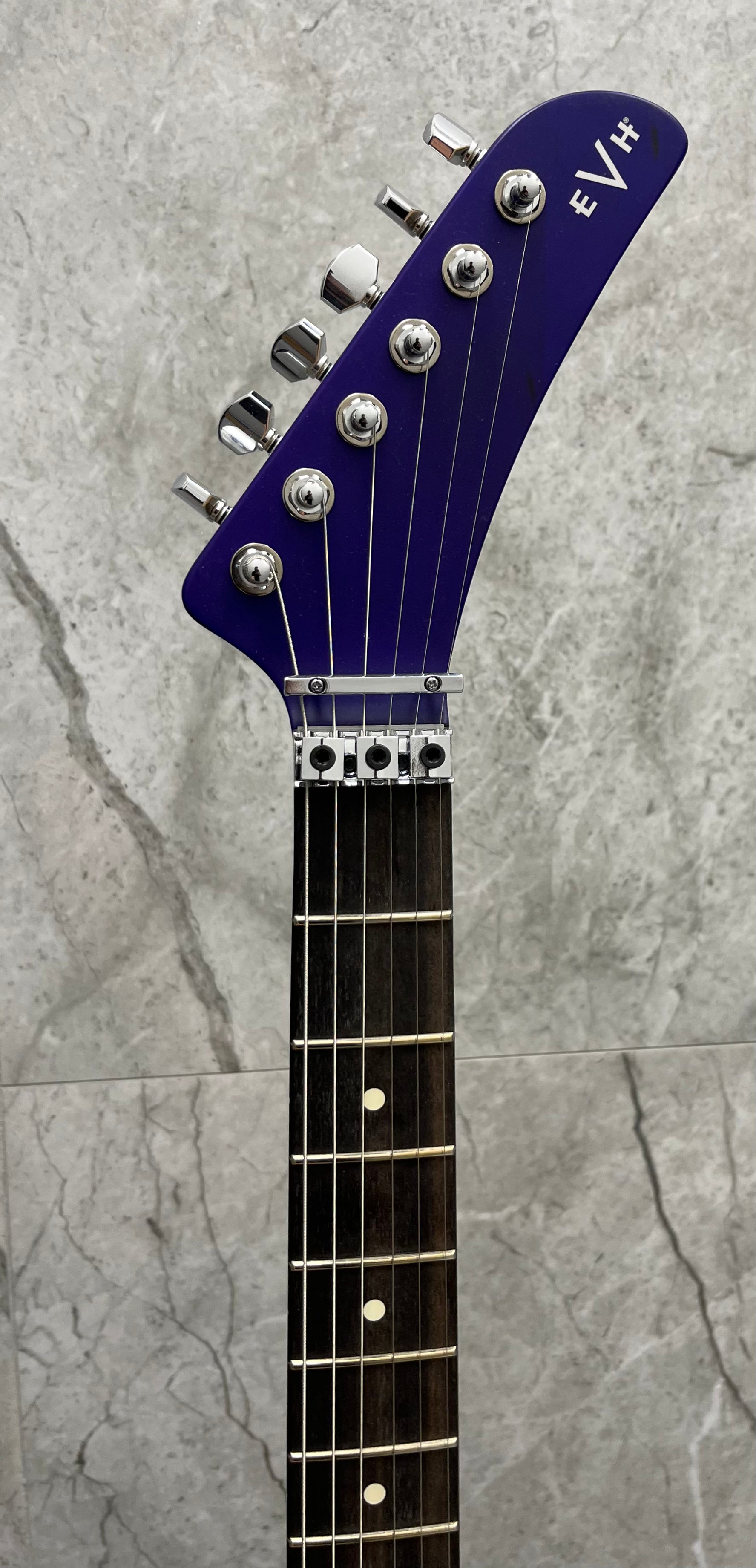 EVH 5150 Series Deluxe QM QUILTED MAPLE Ebony Fingerboard Purple Daze Satin Finish 5108002535 SERIAL NUMBER EVH2113617 - 7 LBS 1 OZ MINT PRE OWNED SPECIAL