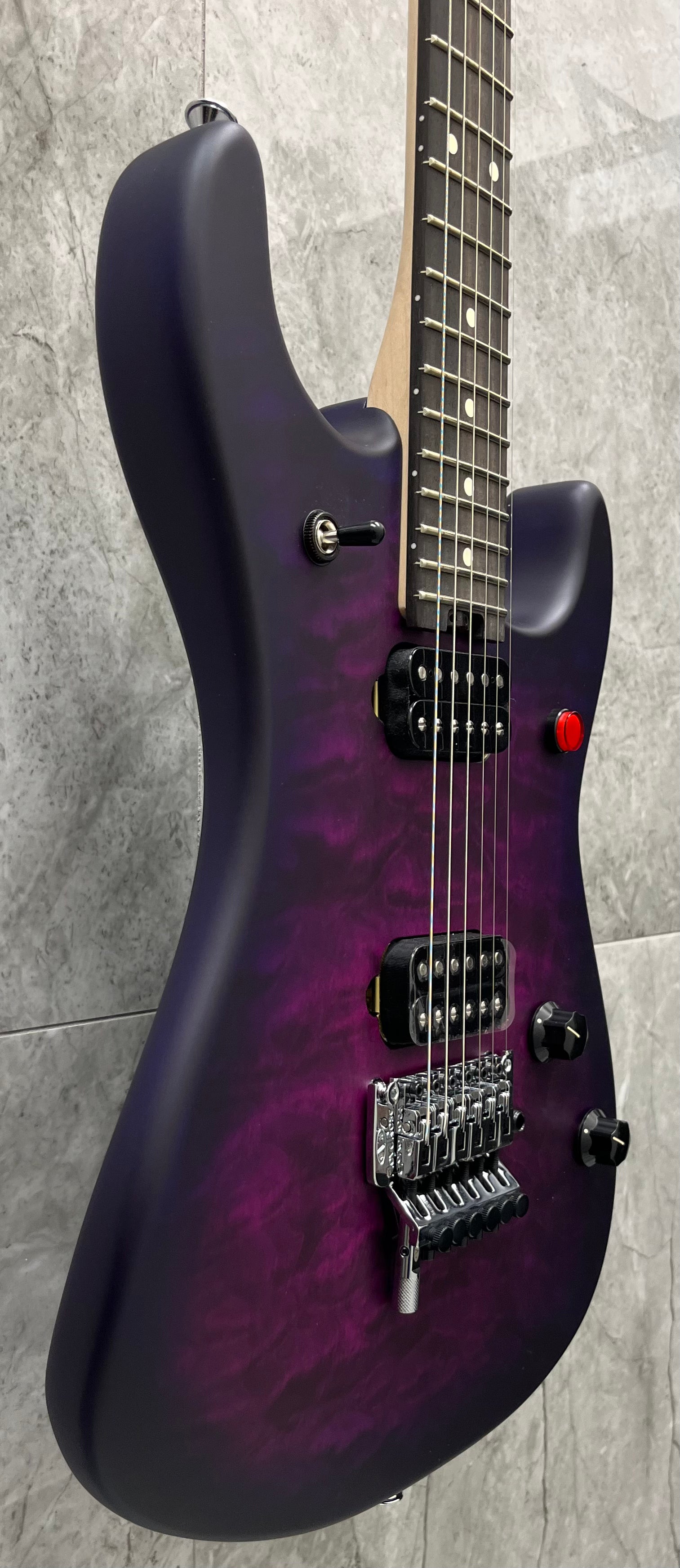 EVH 5150 Series Deluxe QM QUILTED MAPLE Ebony Fingerboard Purple Daze Satin Finish 5108002535 SERIAL NUMBER EVH2113617 - 7 LBS 1 OZ MINT PRE OWNED SPECIAL
