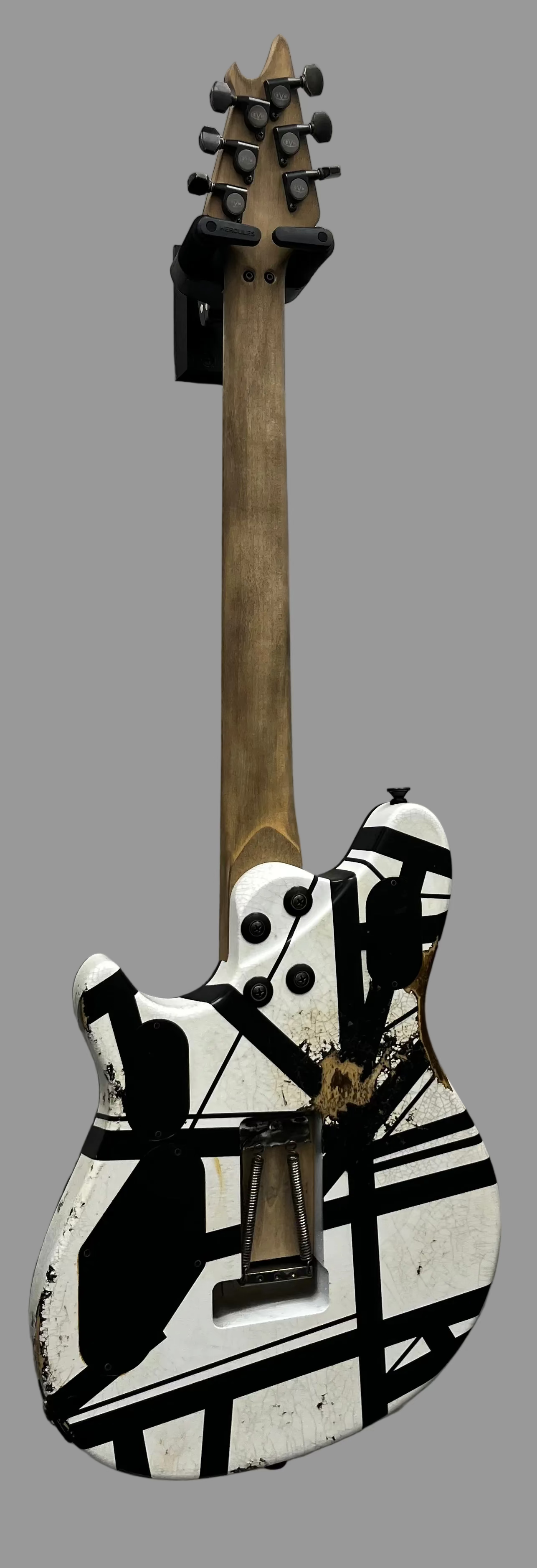EVH USA CUSTOM SHOP STRIPED RELIC WOLFGANG WHITE / BLACK 5101025093 SERIAL NUMBER WG17791A - 8 LBS 6 OZ