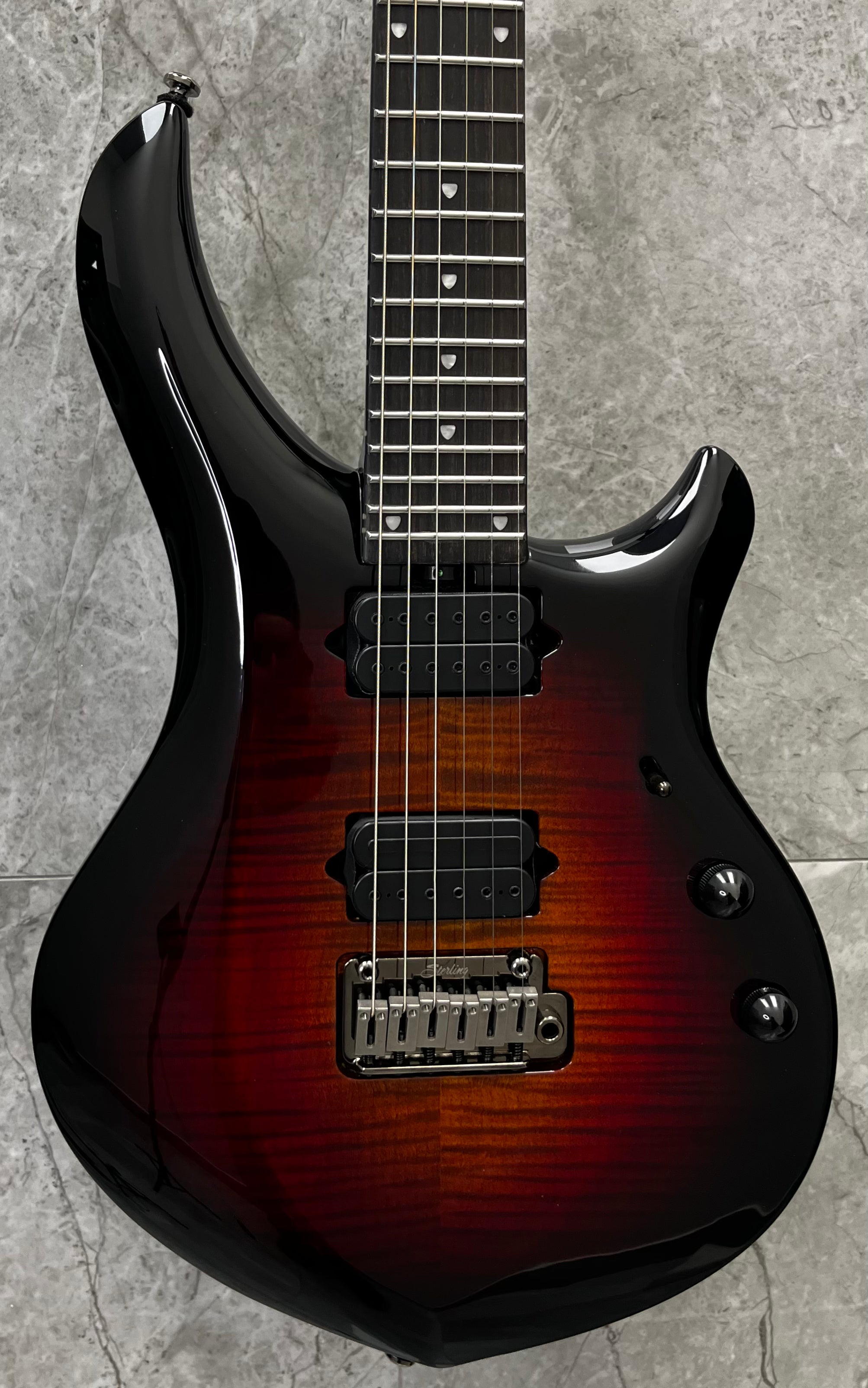 Sterling by Music Man Majesty DiMarzio Electric Guitar w/Gigbag - Tiger Eye Flame Top MAJ200XFM-TGE STMAJ20XFMTG1WB SERIAL NUMBER 250309875 - 6 LBS 14 OZ