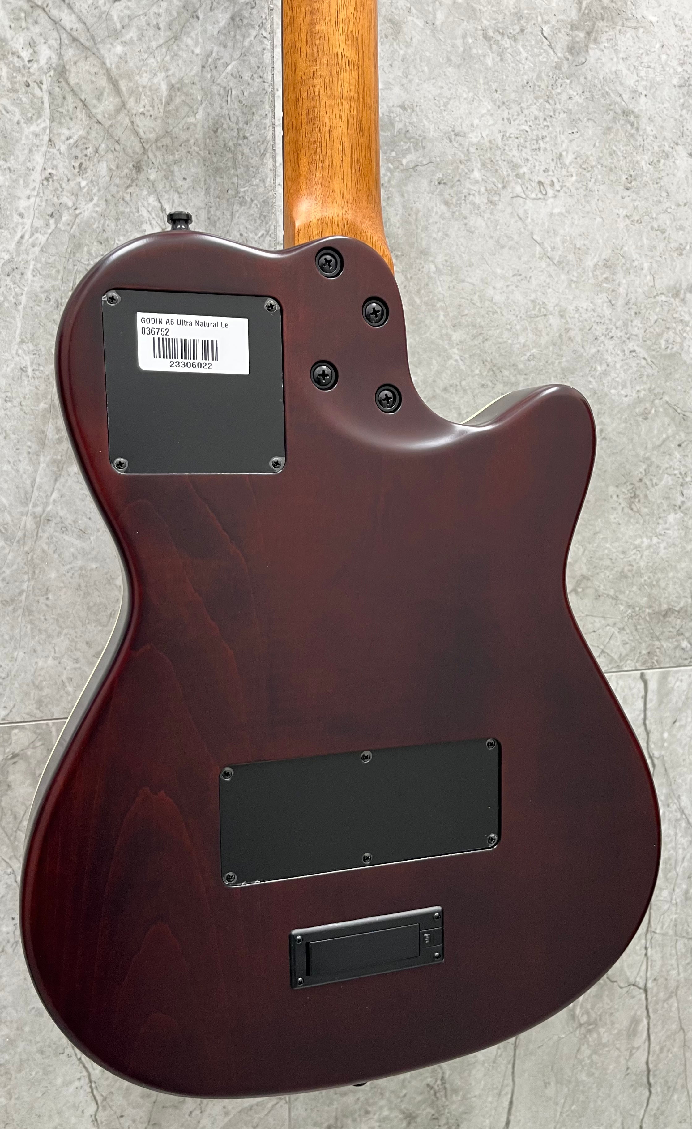 Godin Made in Canada A6 ULTRA Natural SG Left Handed 036752
