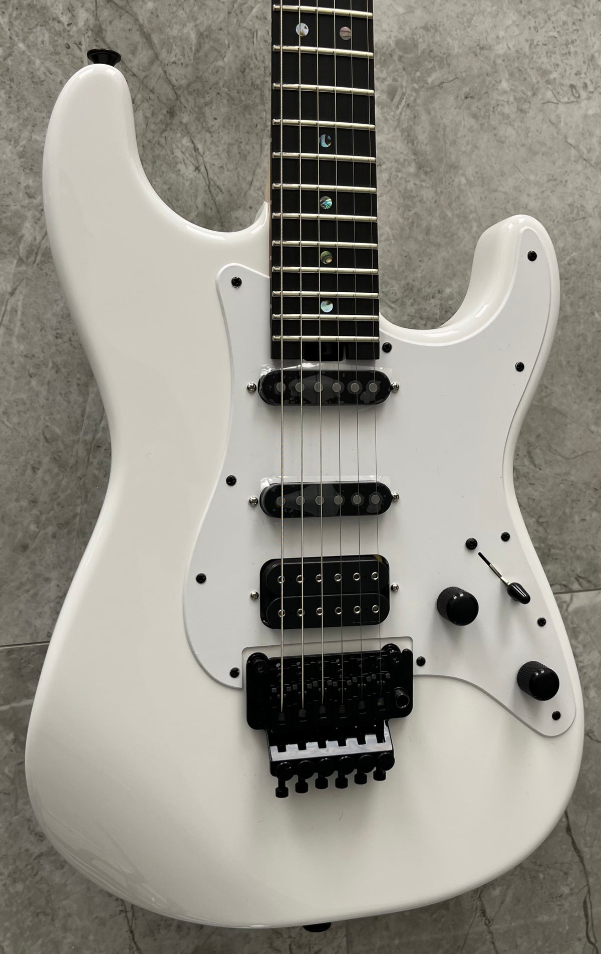 Jackson USA Adrian Smith San Dimas DK, Ebony Fingerboard, Snow